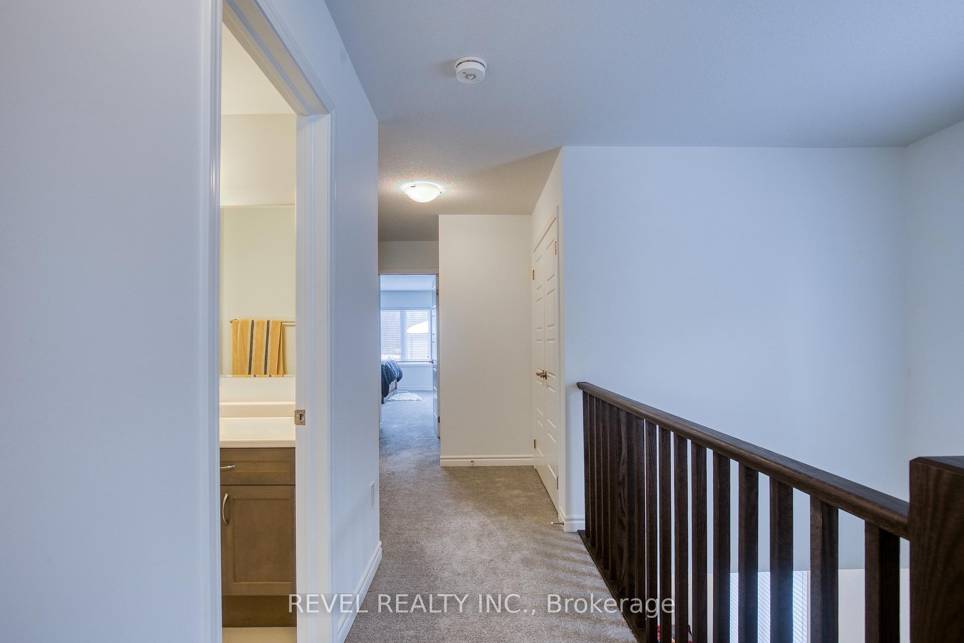Photo 24 of 46 Milt Schmidt Street, Kitchener — HOMEH