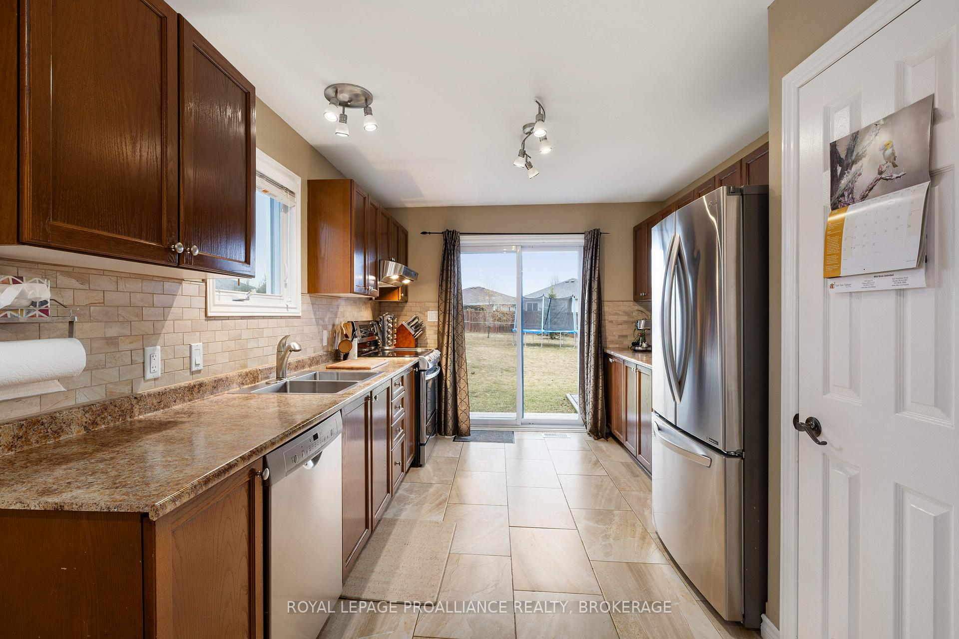 Photo 10 of 166 Macdougall Drive, Loyalist, Amherstview — HOMEH