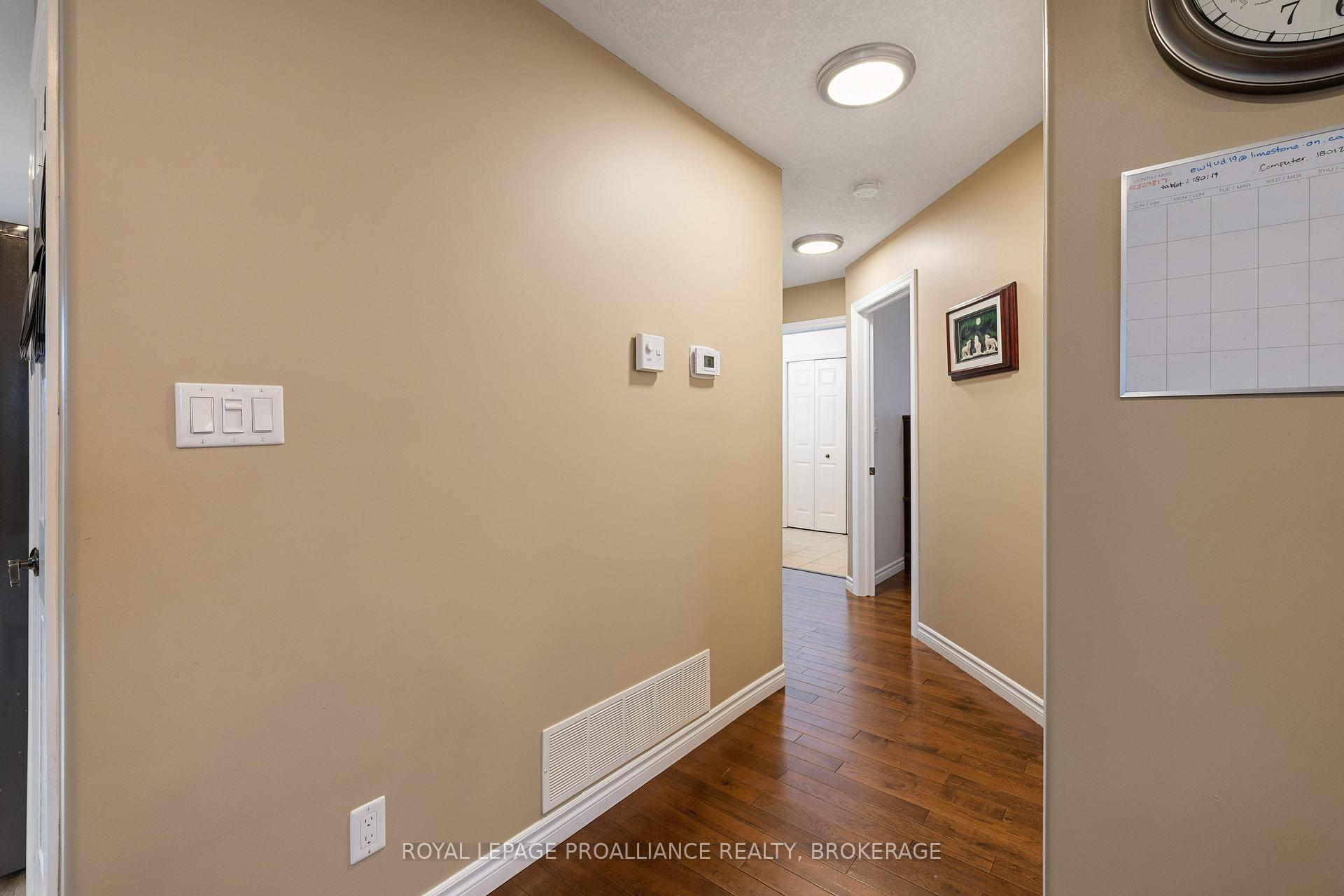 Photo 14 of 166 Macdougall Drive, Loyalist, Amherstview — HOMEH