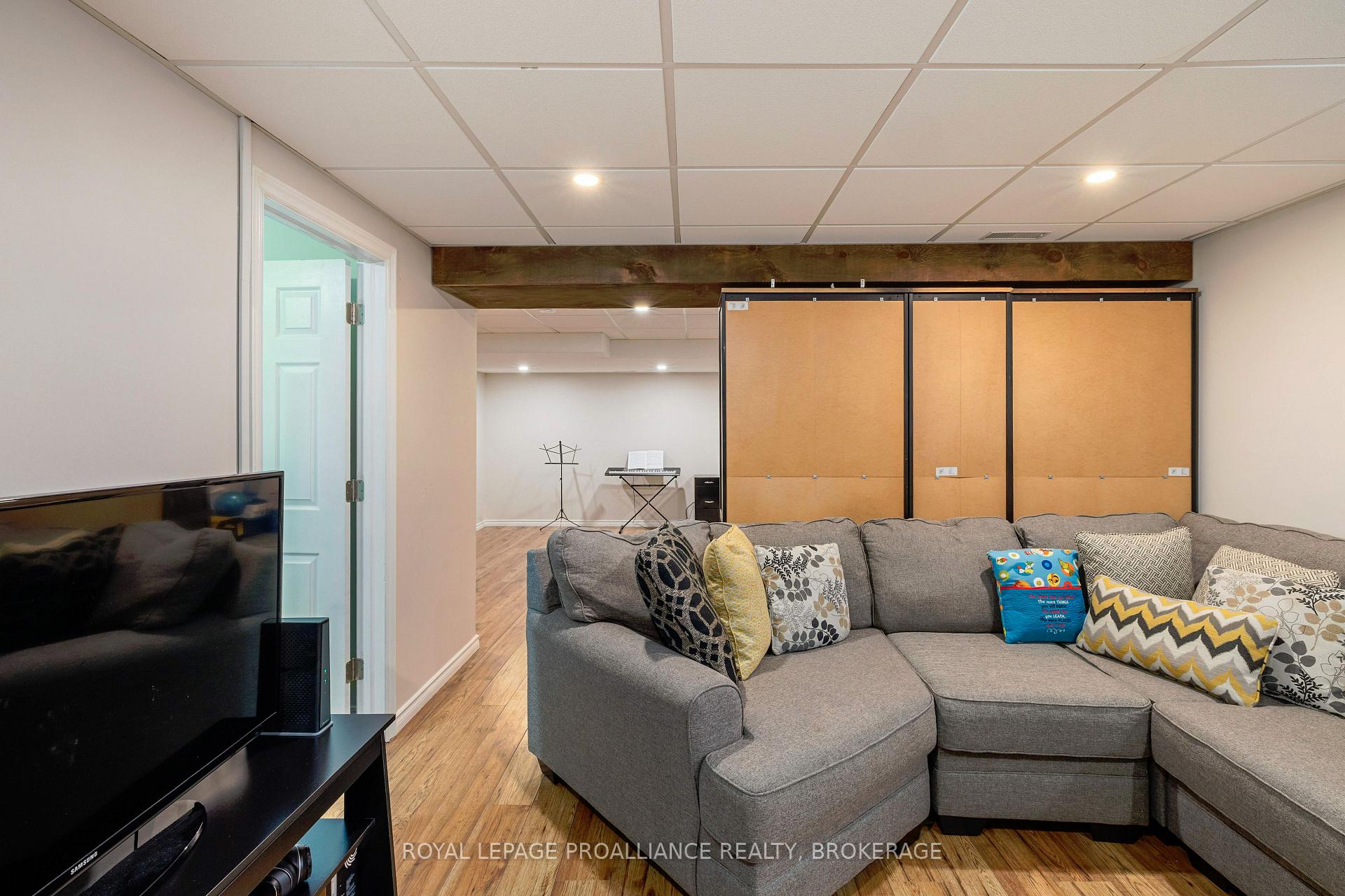 Photo 27 of 166 Macdougall Drive, Loyalist, Amherstview — HOMEH