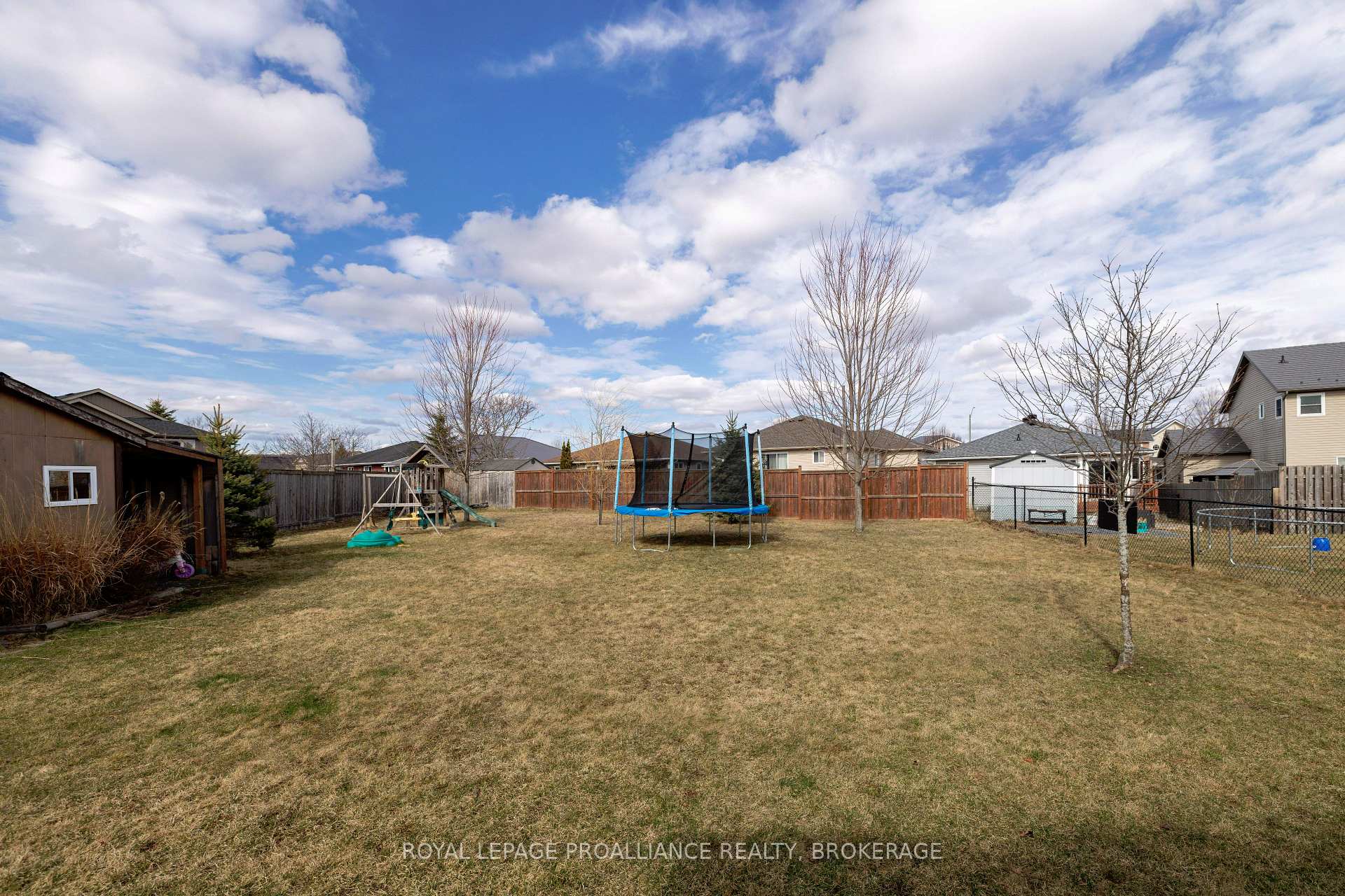 Photo 36 of 166 Macdougall Drive, Loyalist, Amherstview — HOMEH