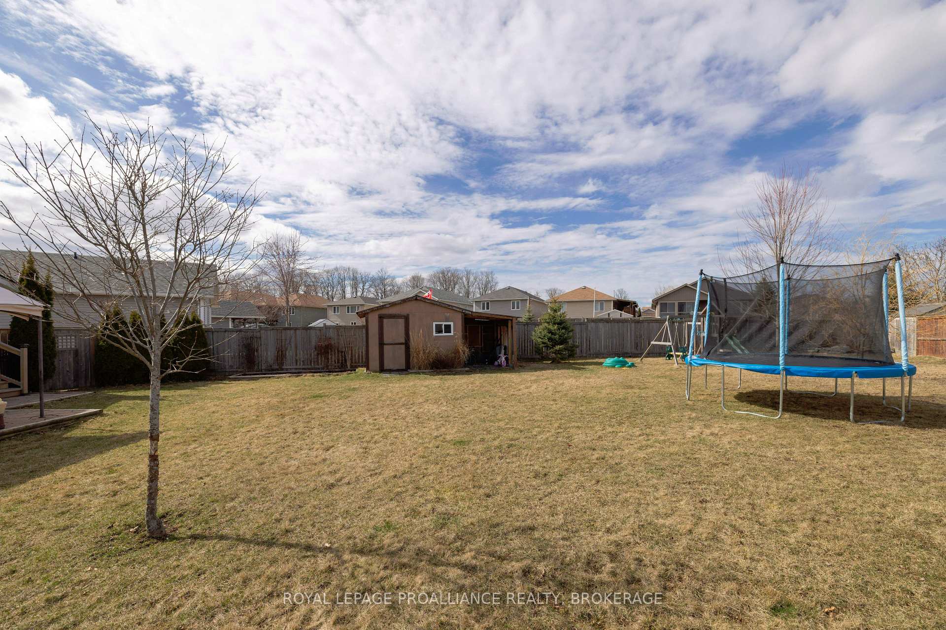 Photo 38 of 166 Macdougall Drive, Loyalist, Amherstview — HOMEH