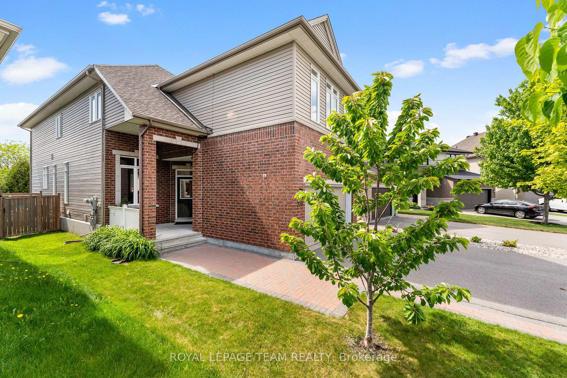 Photo 2 of 316 Sugar Pine Crescent, Ottawa, Kanata - Bridlewood — HOMEH