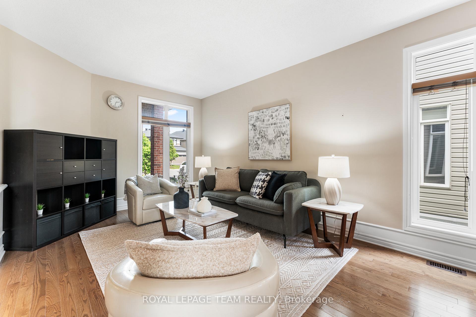Photo 6 of 316 Sugar Pine Crescent, Ottawa, Kanata - Bridlewood — HOMEH