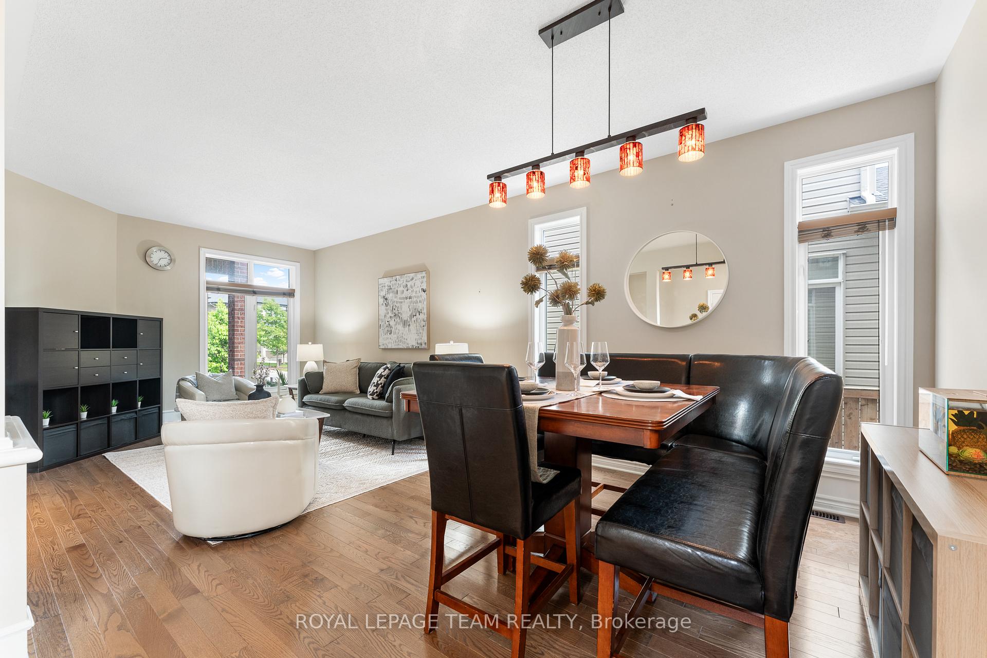 Photo 10 of 316 Sugar Pine Crescent, Ottawa, Kanata - Bridlewood — HOMEH
