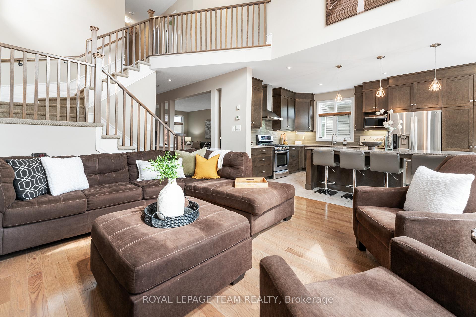 Photo 13 of 316 Sugar Pine Crescent, Ottawa, Kanata - Bridlewood — HOMEH