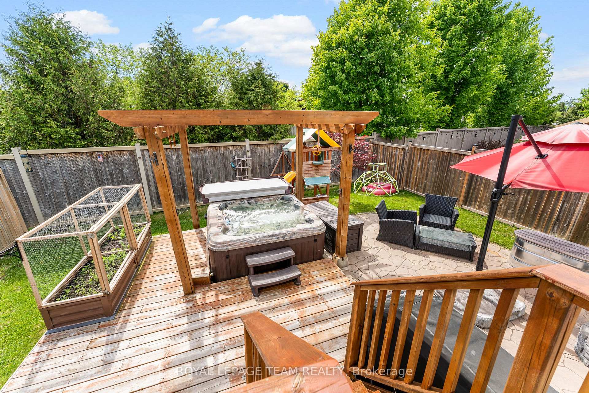 Photo 39 of 316 Sugar Pine Crescent, Ottawa, Kanata - Bridlewood — HOMEH