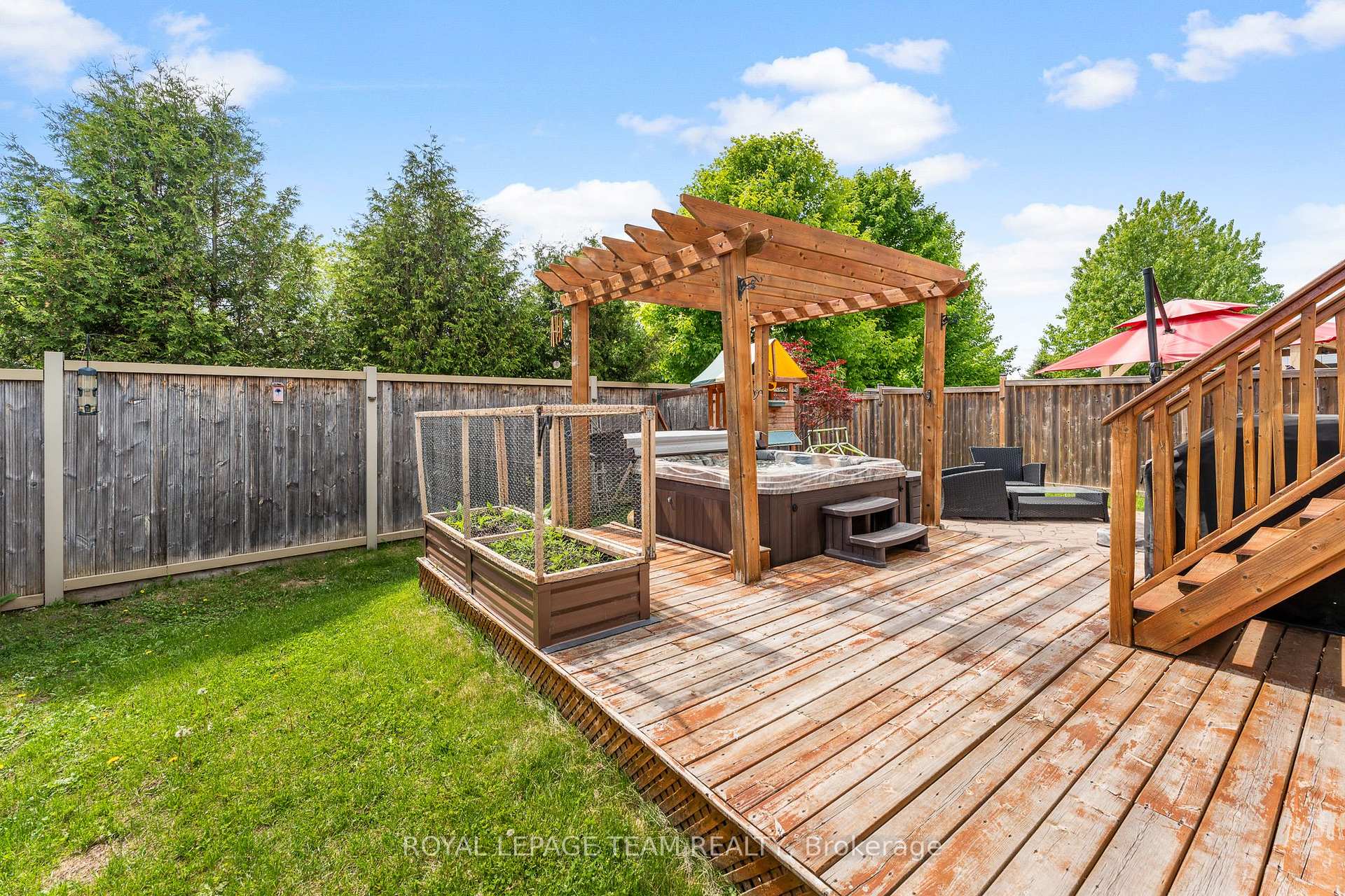 Photo 40 of 316 Sugar Pine Crescent, Ottawa, Kanata - Bridlewood — HOMEH