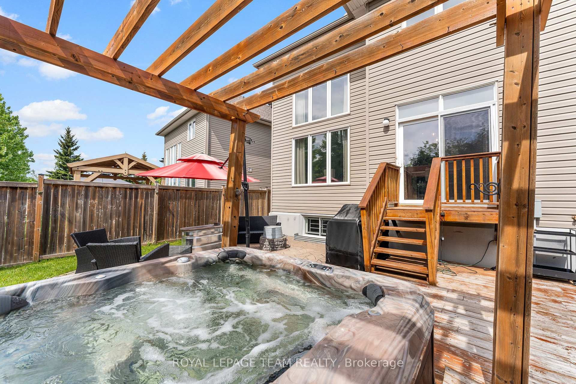 Photo 43 of 316 Sugar Pine Crescent, Ottawa, Kanata - Bridlewood — HOMEH