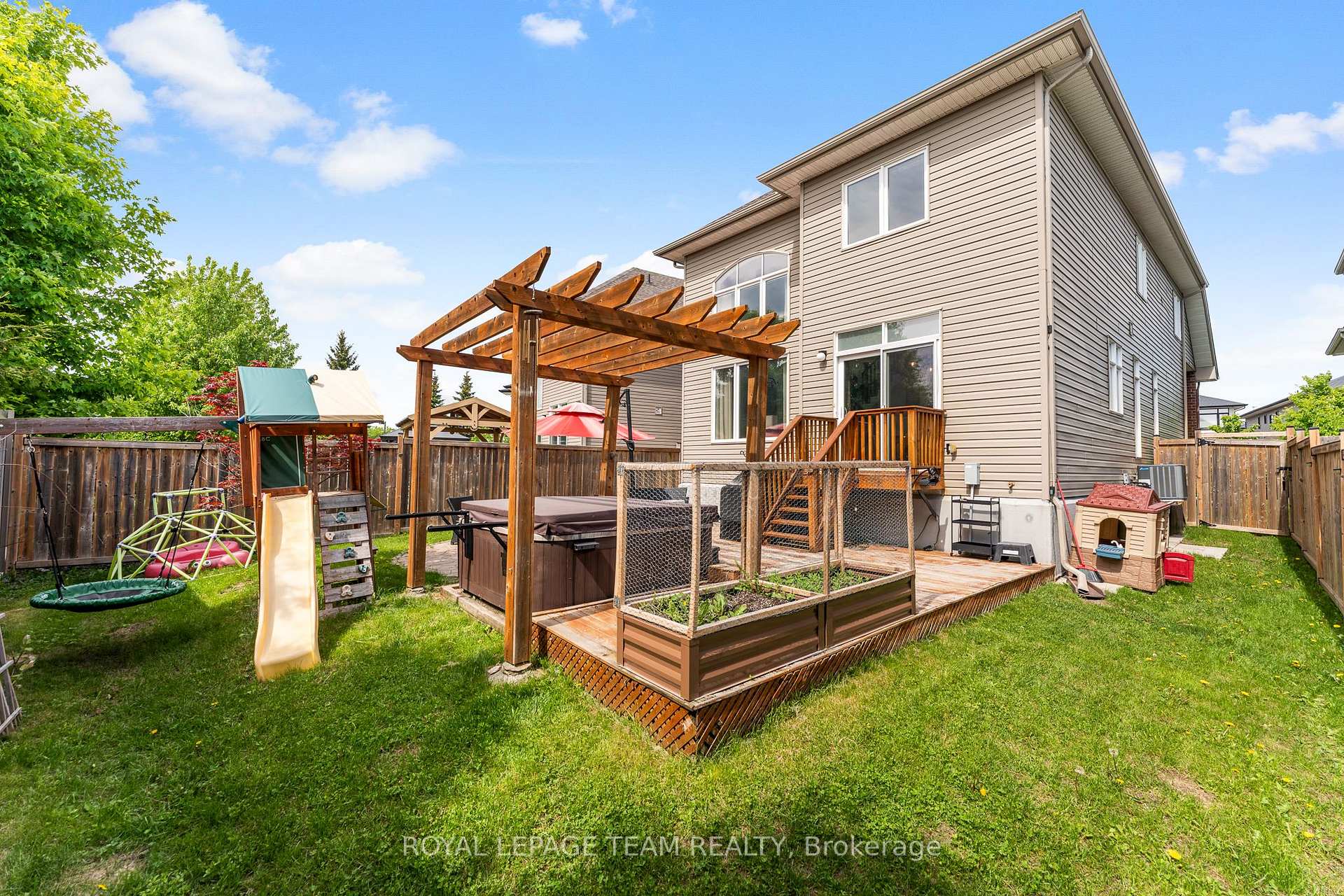 Photo 44 of 316 Sugar Pine Crescent, Ottawa, Kanata - Bridlewood — HOMEH