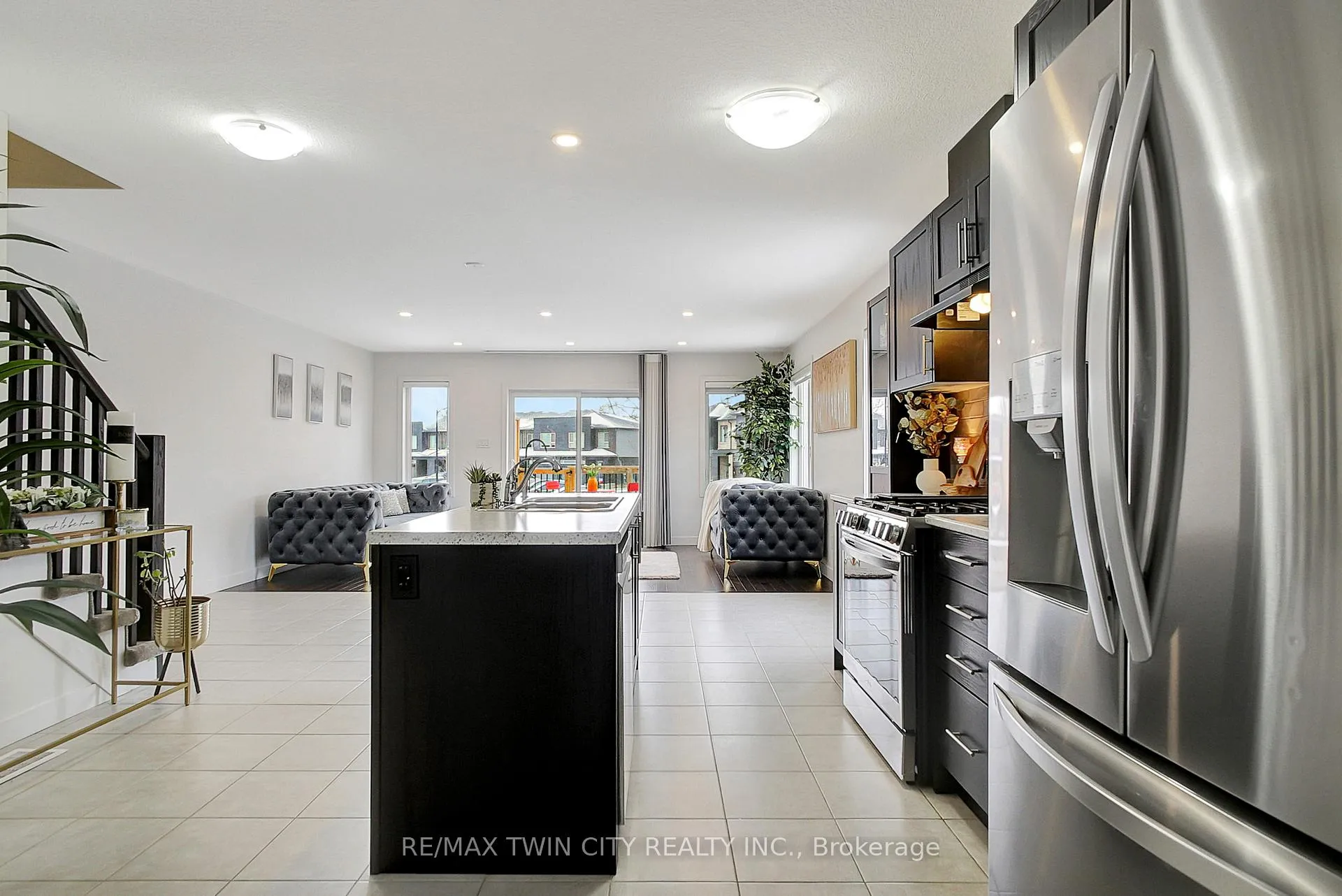 Photo 7 of 111 Pony Drive, Kitchener — HOMEH