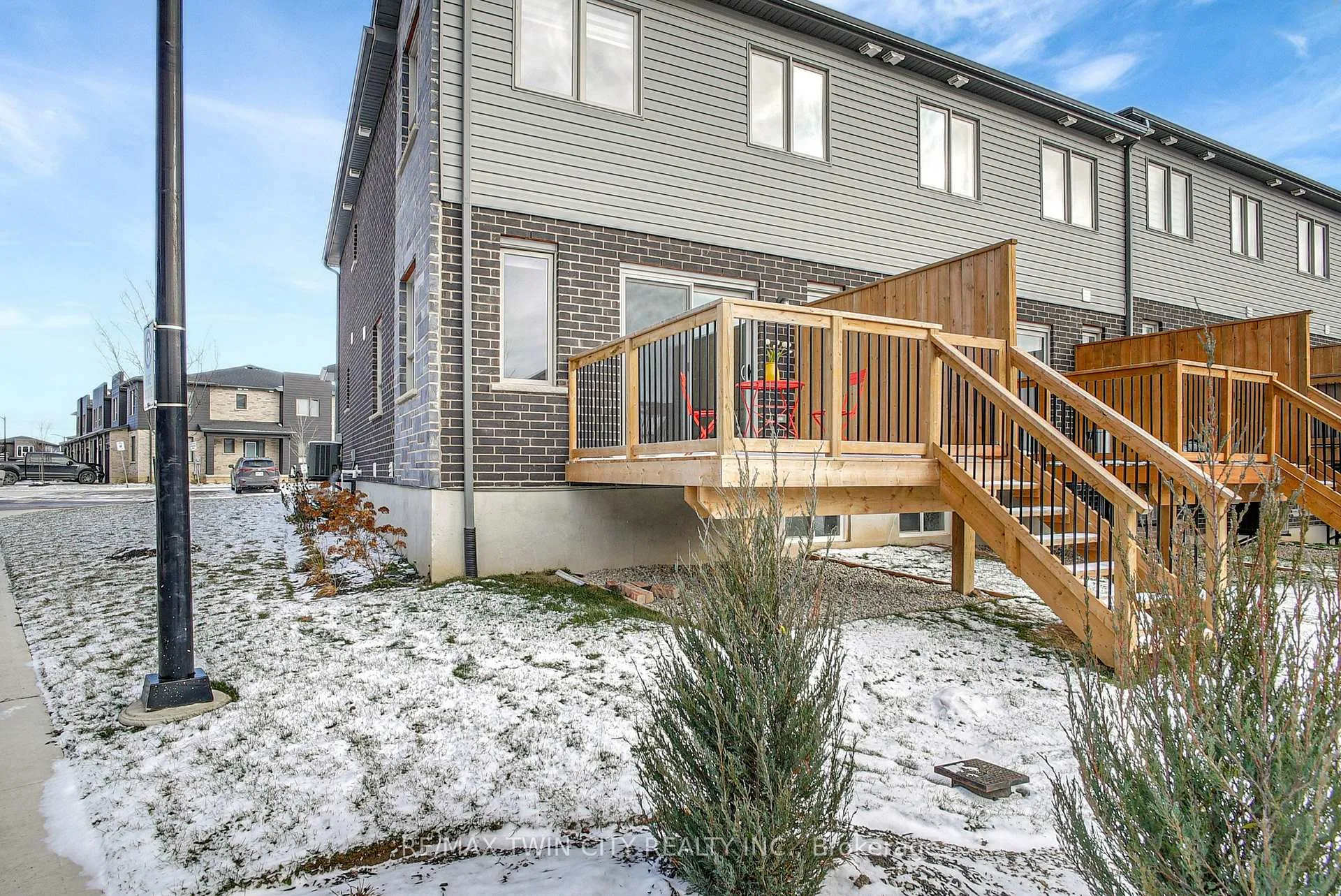 Photo 34 of 111 Pony Drive, Kitchener — HOMEH