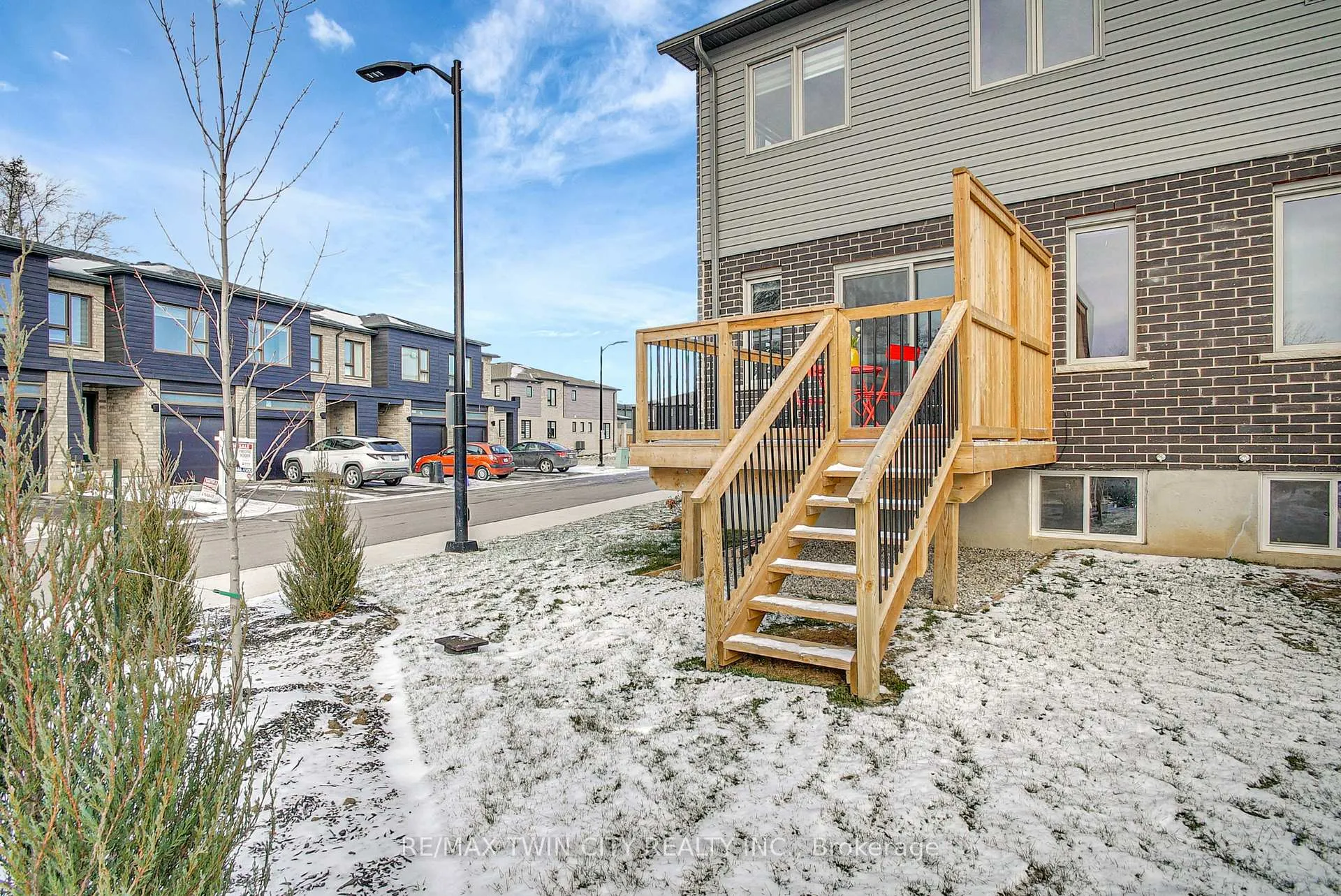 Photo 35 of 111 Pony Drive, Kitchener — HOMEH
