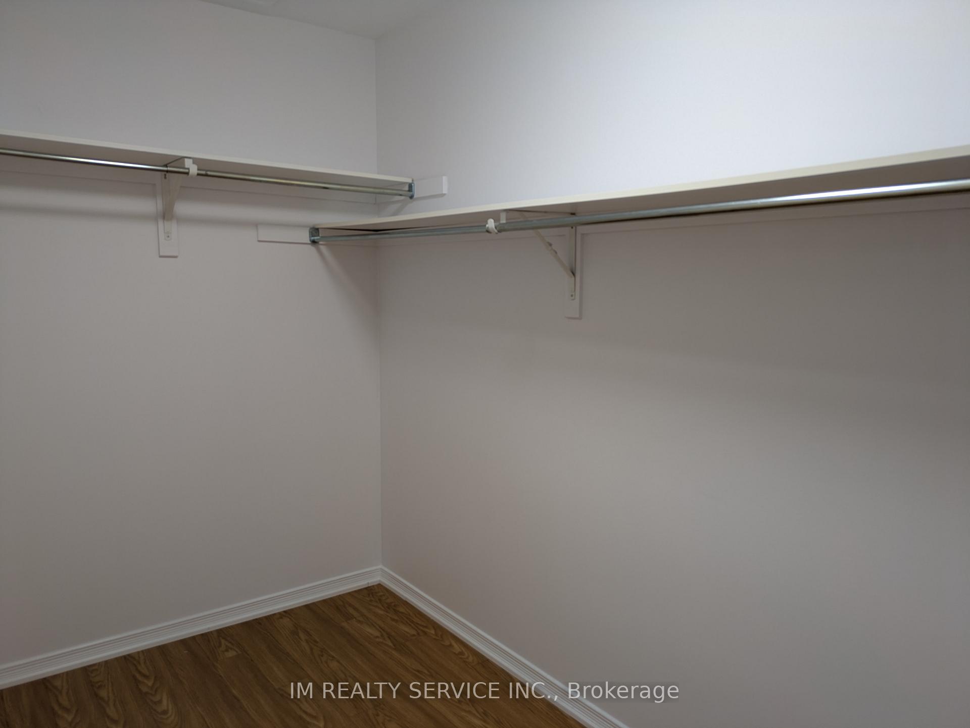 Photo 11 of 1374 Countrystone Drive, Kitchener — HOMEH