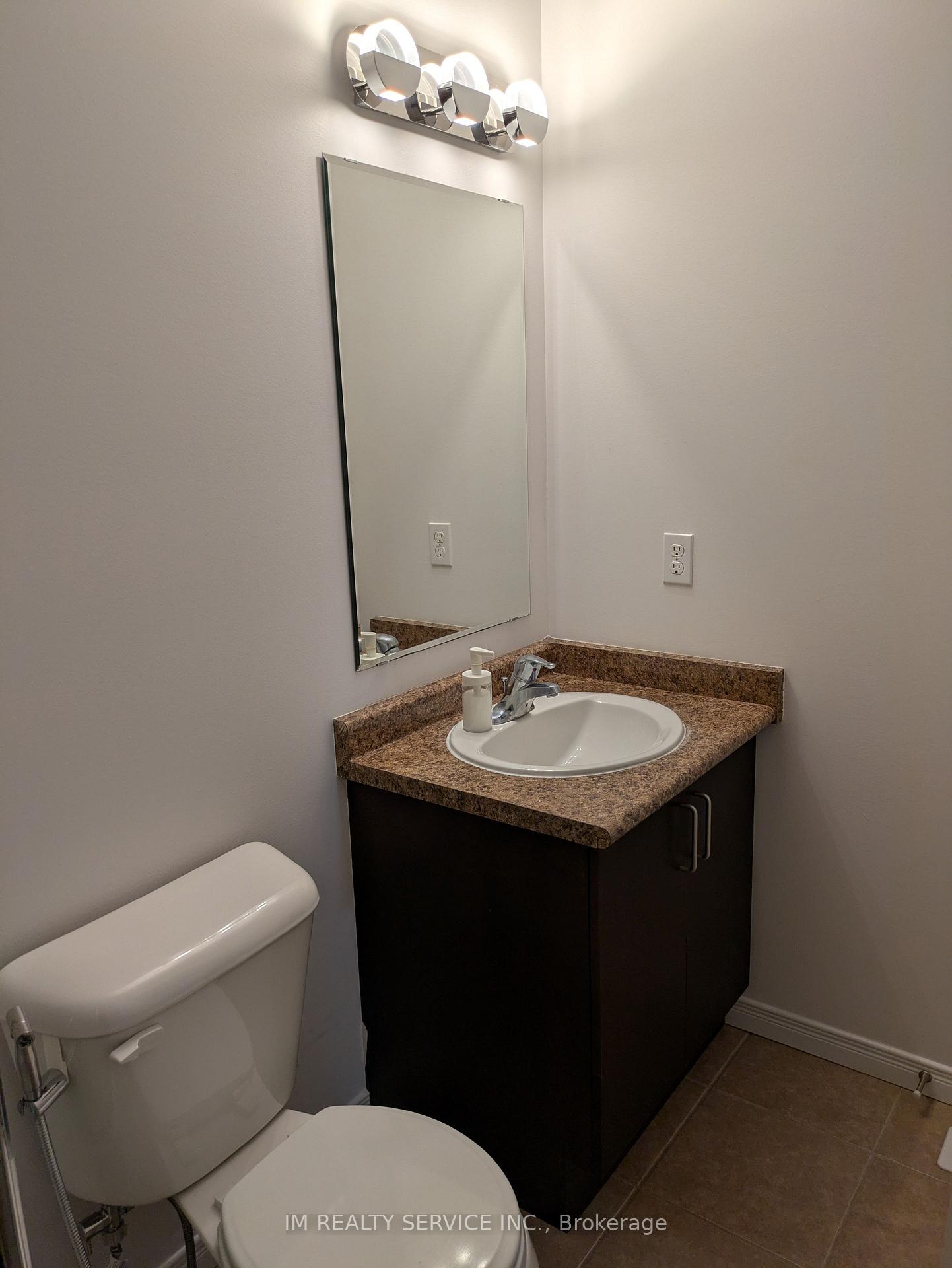 Photo 14 of 1374 Countrystone Drive, Kitchener — HOMEH