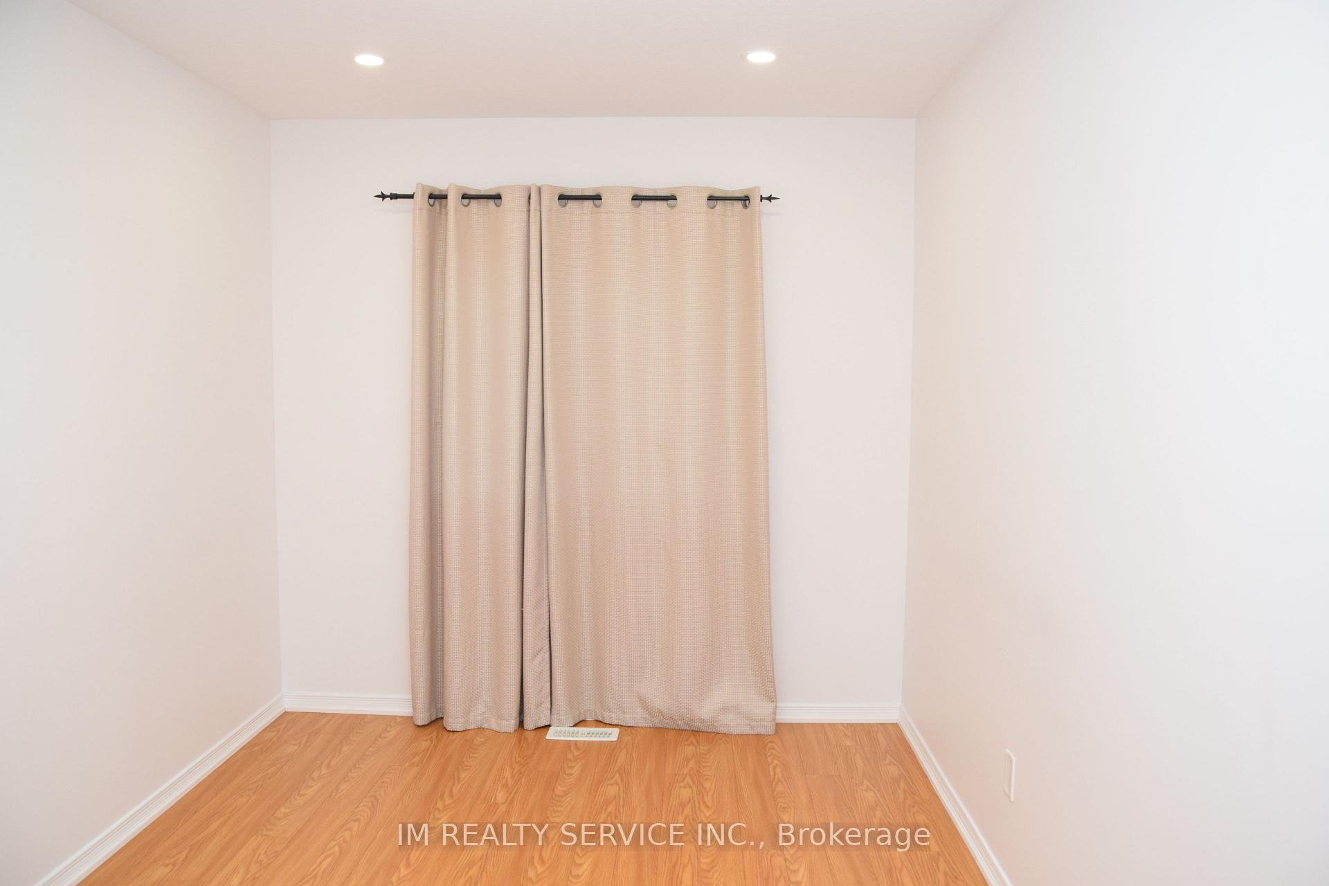 Photo 15 of 1374 Countrystone Drive, Kitchener — HOMEH
