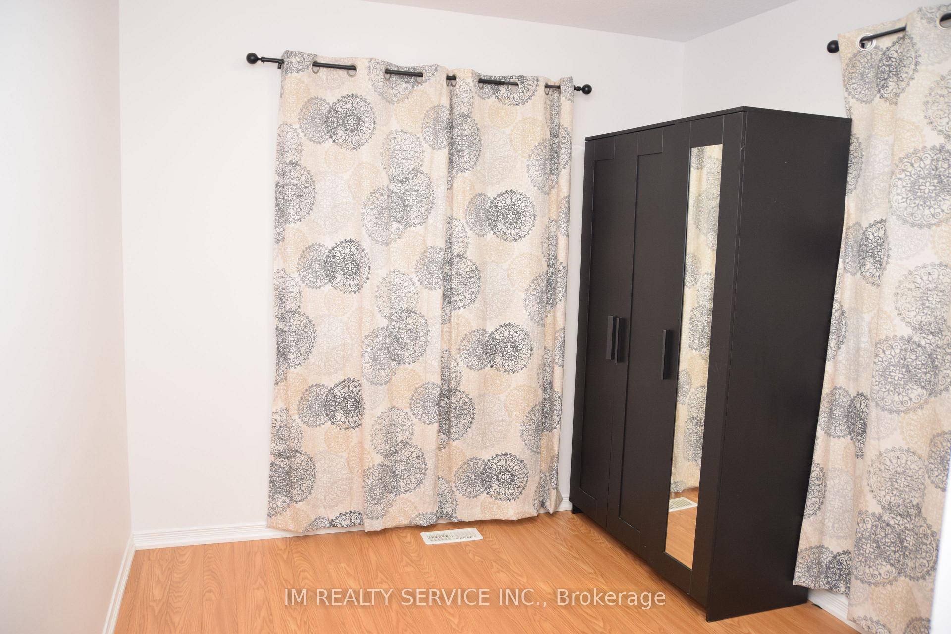 Photo 16 of 1374 Countrystone Drive, Kitchener — HOMEH