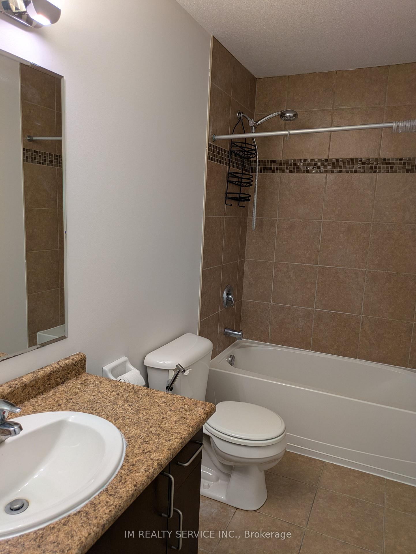 Photo 17 of 1374 Countrystone Drive, Kitchener — HOMEH