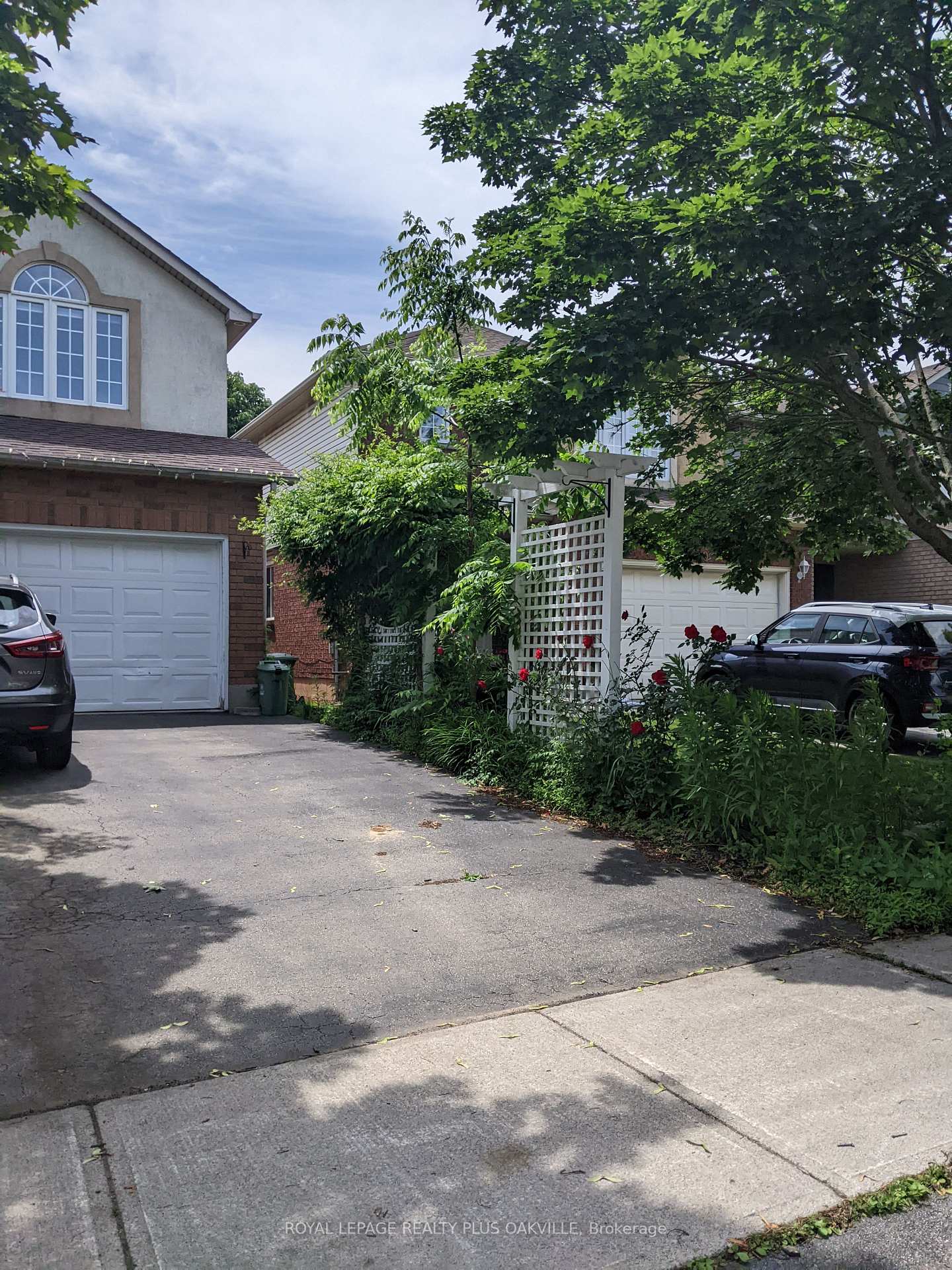 Photo 2 of 88 Kendrick Court, Hamilton, Ancaster — HOMEH