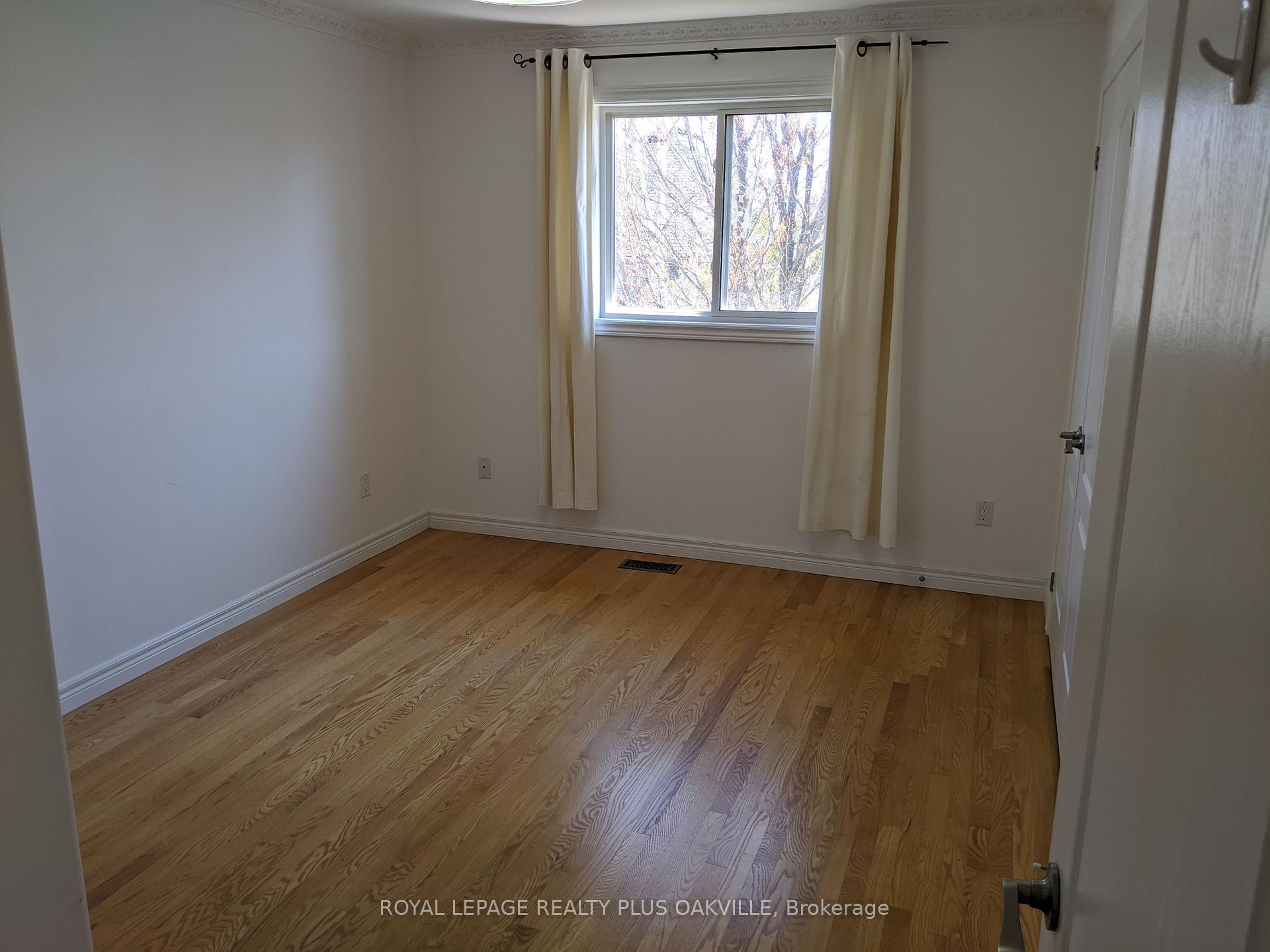 Photo 21 of 88 Kendrick Court, Hamilton, Ancaster — HOMEH