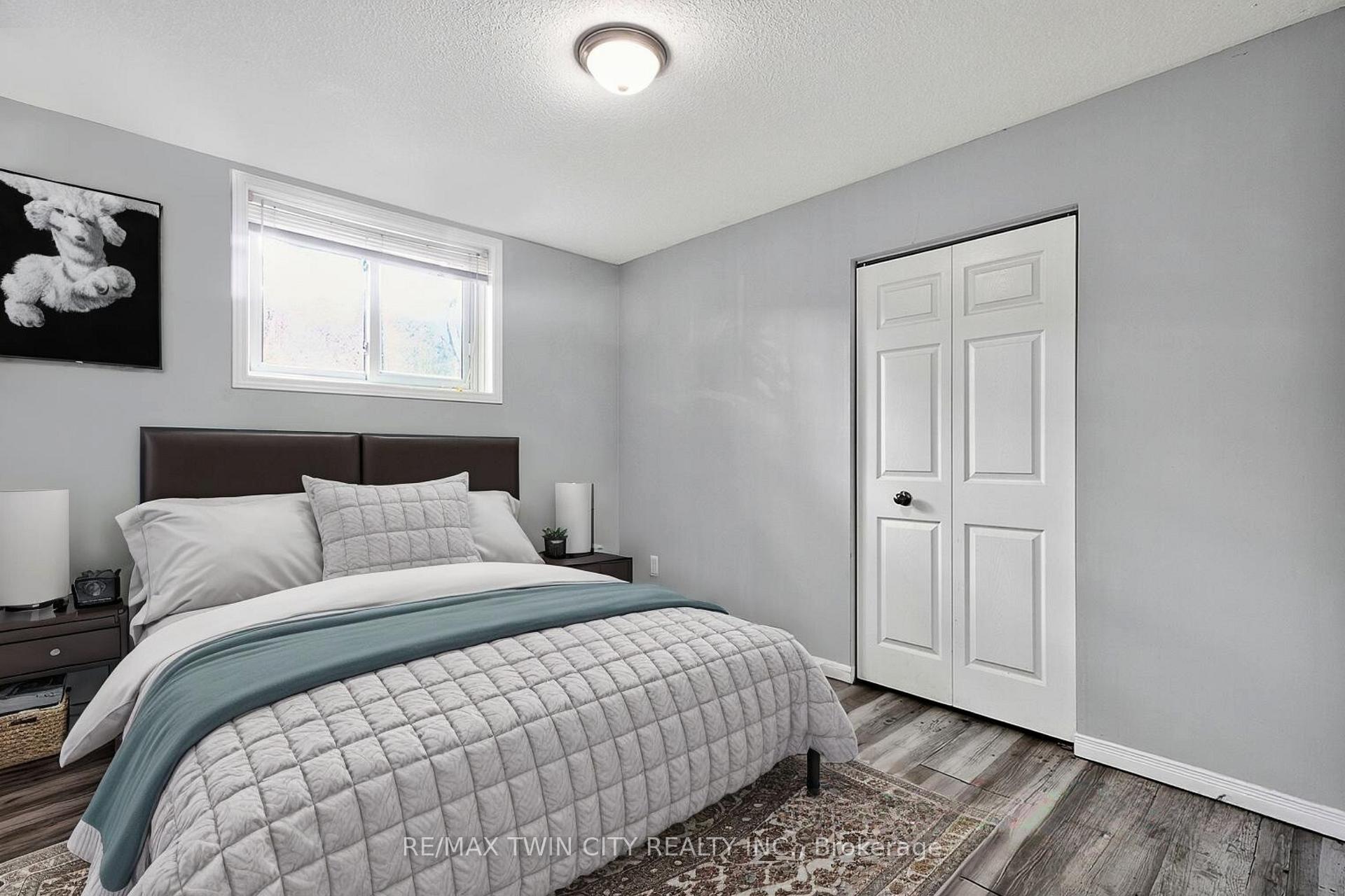 Photo 32 of 3 Wisteria Court, Kitchener, Larentian West — HOMEH