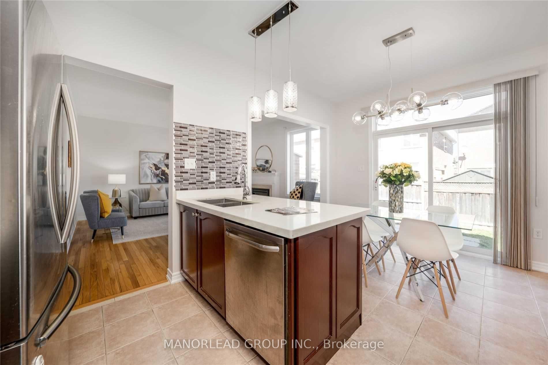 Photo 7 of 19 Everett Street, Markham, Wismer — HOMEH