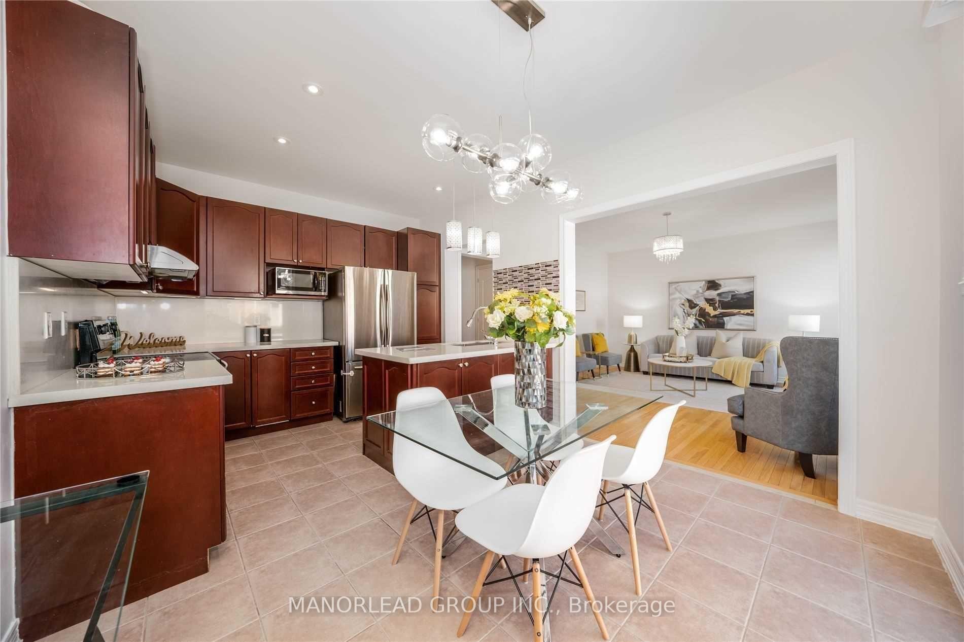 Photo 9 of 19 Everett Street, Markham, Wismer — HOMEH