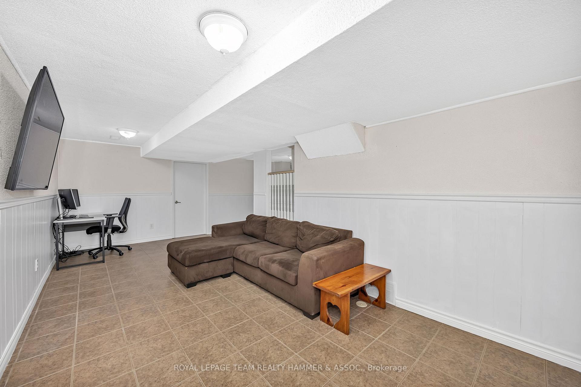Photo 25 of 217 Equestrian Drive, Ottawa, Kanata - Bridlewood — HOMEH