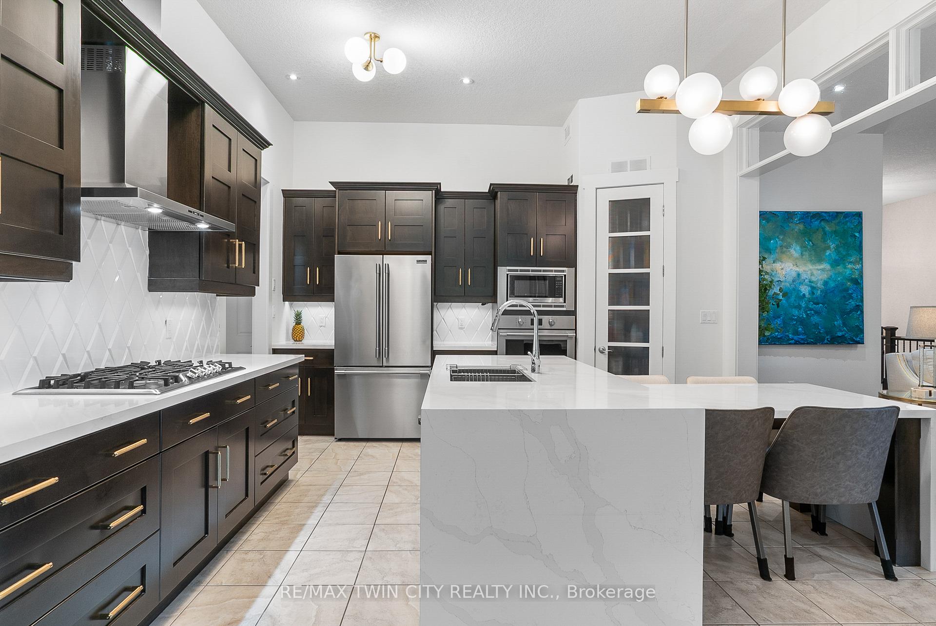 Photo 7 of 303 Terrace Wood Crescent, Kitchener, Pioneer Tower West — HOMEH