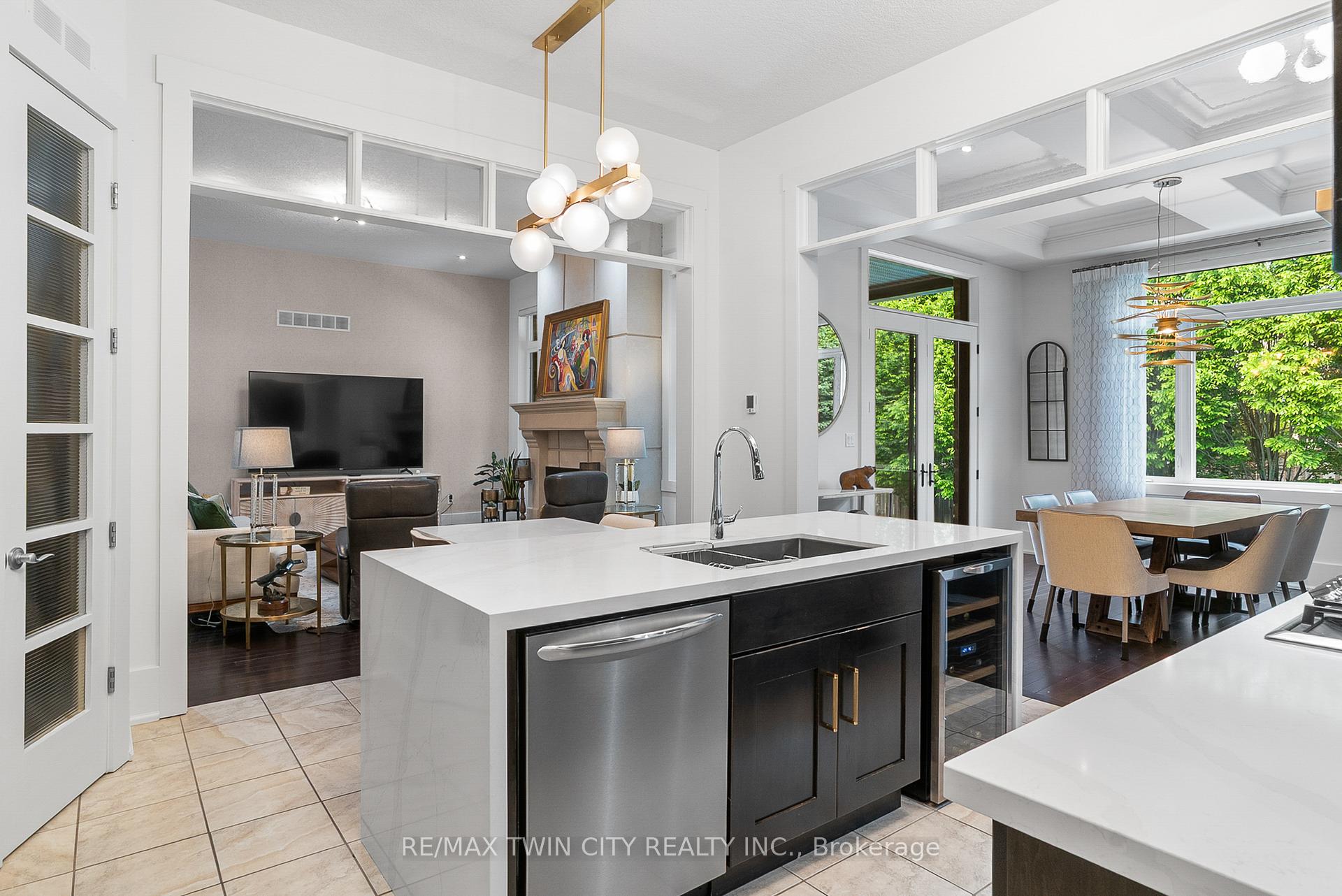 Photo 8 of 303 Terrace Wood Crescent, Kitchener, Pioneer Tower West — HOMEH