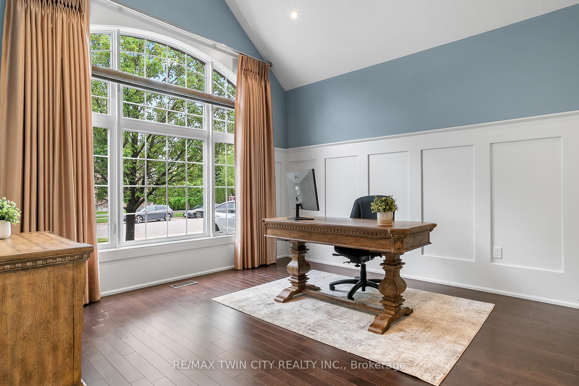 Photo 14 of 303 Terrace Wood Crescent, Kitchener, Pioneer Tower West — HOMEH