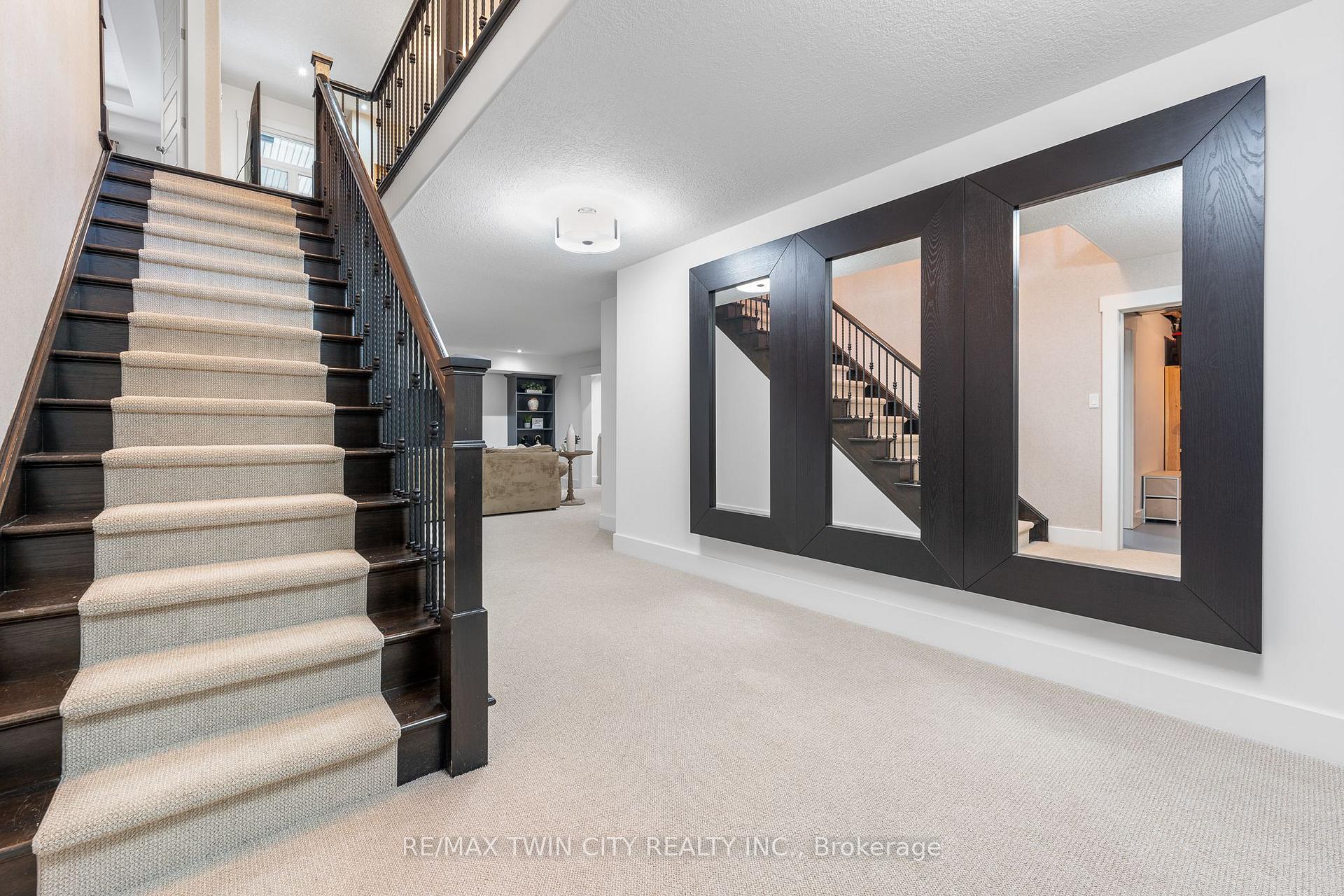 Photo 17 of 303 Terrace Wood Crescent, Kitchener, Pioneer Tower West — HOMEH