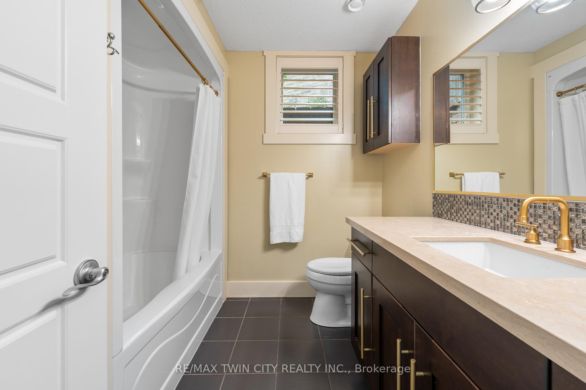Photo 21 of 303 Terrace Wood Crescent, Kitchener, Pioneer Tower West — HOMEH