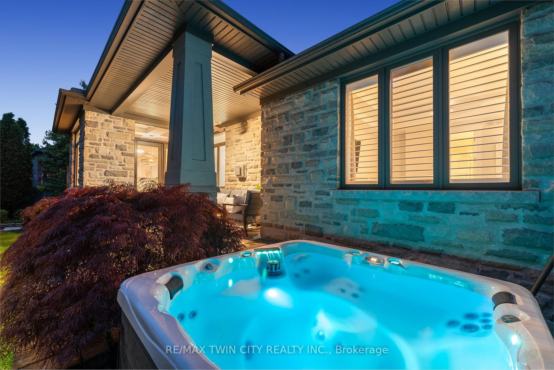 Photo 28 of 303 Terrace Wood Crescent, Kitchener, Pioneer Tower West — HOMEH