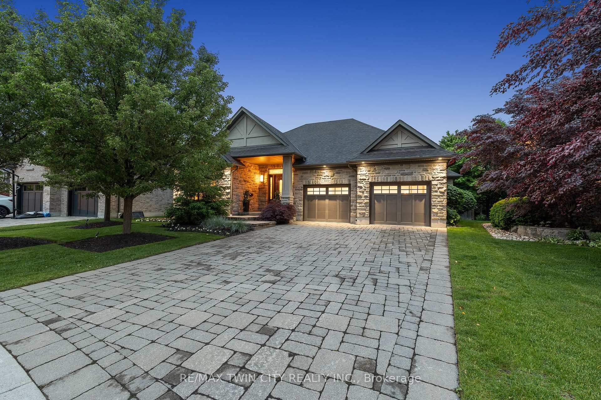 Photo 38 of 303 Terrace Wood Crescent, Kitchener, Pioneer Tower West — HOMEH
