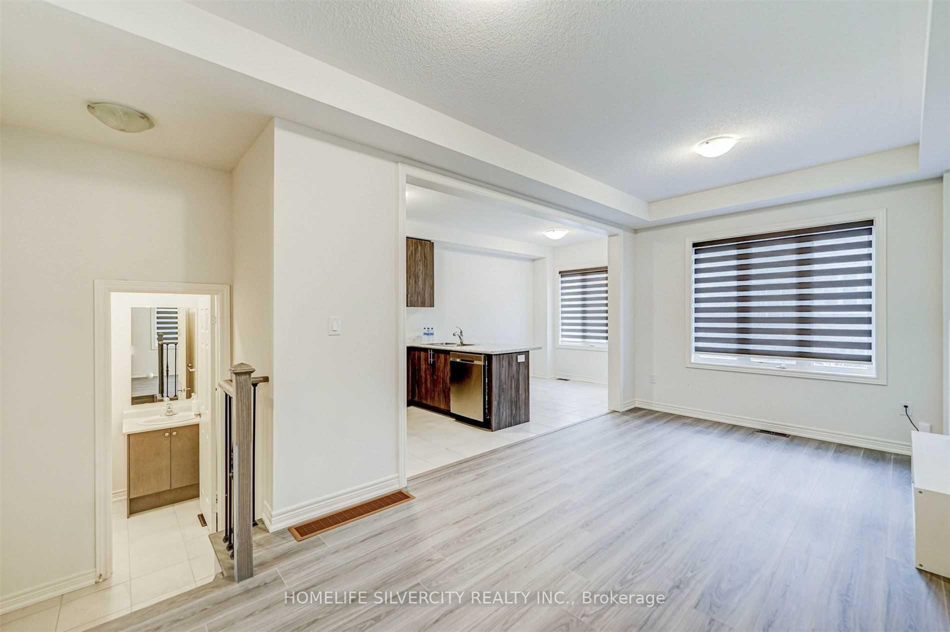 Photo 6 of 21 Westfield Crescent, Hamilton, Waterdown — HOMEH
