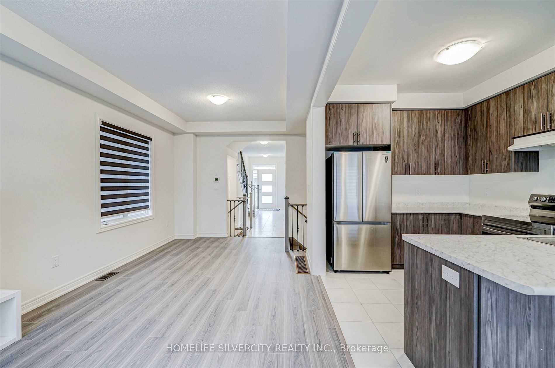 Photo 8 of 21 Westfield Crescent, Hamilton, Waterdown — HOMEH