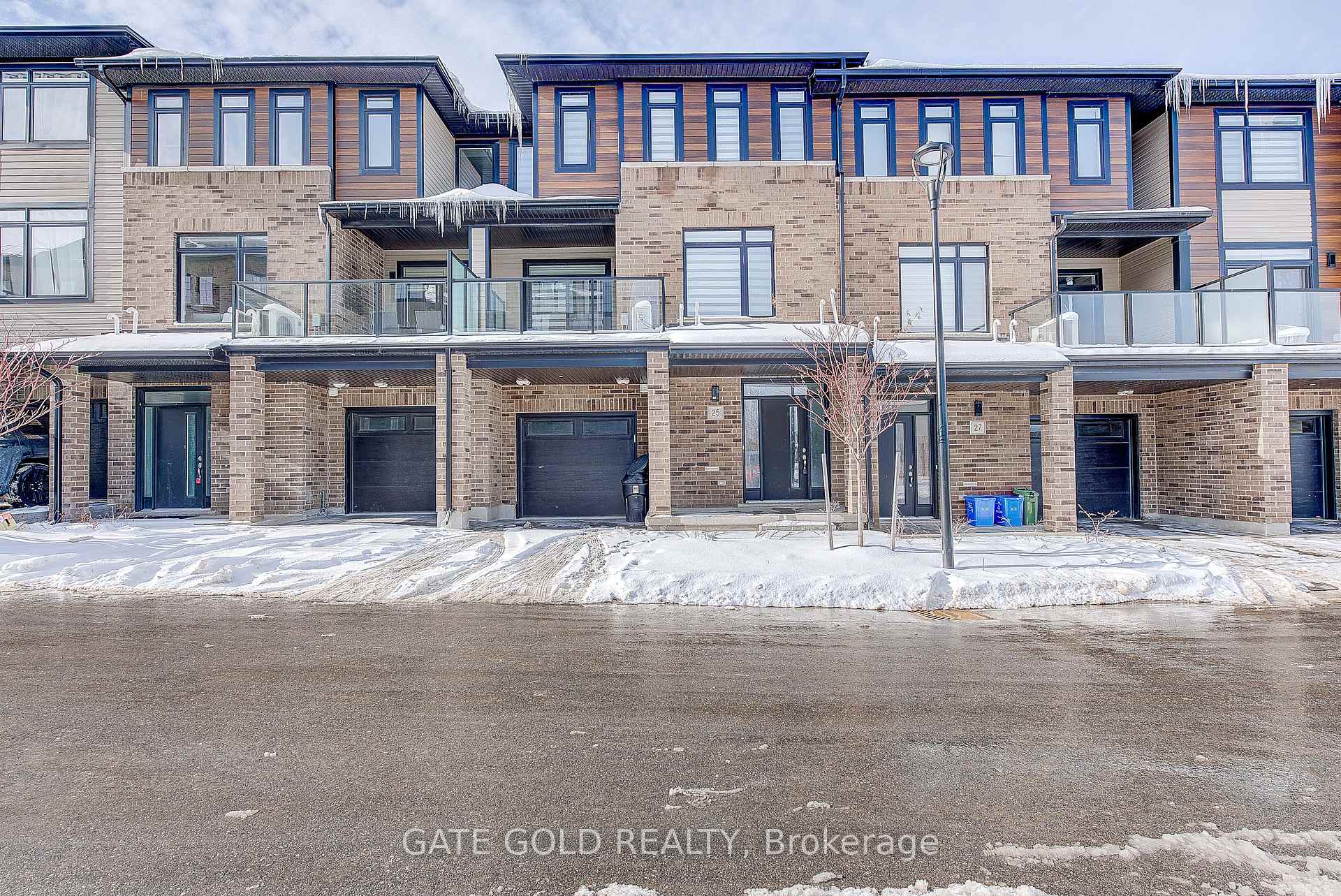 Front of Unit 25, 2610 Kettering Place