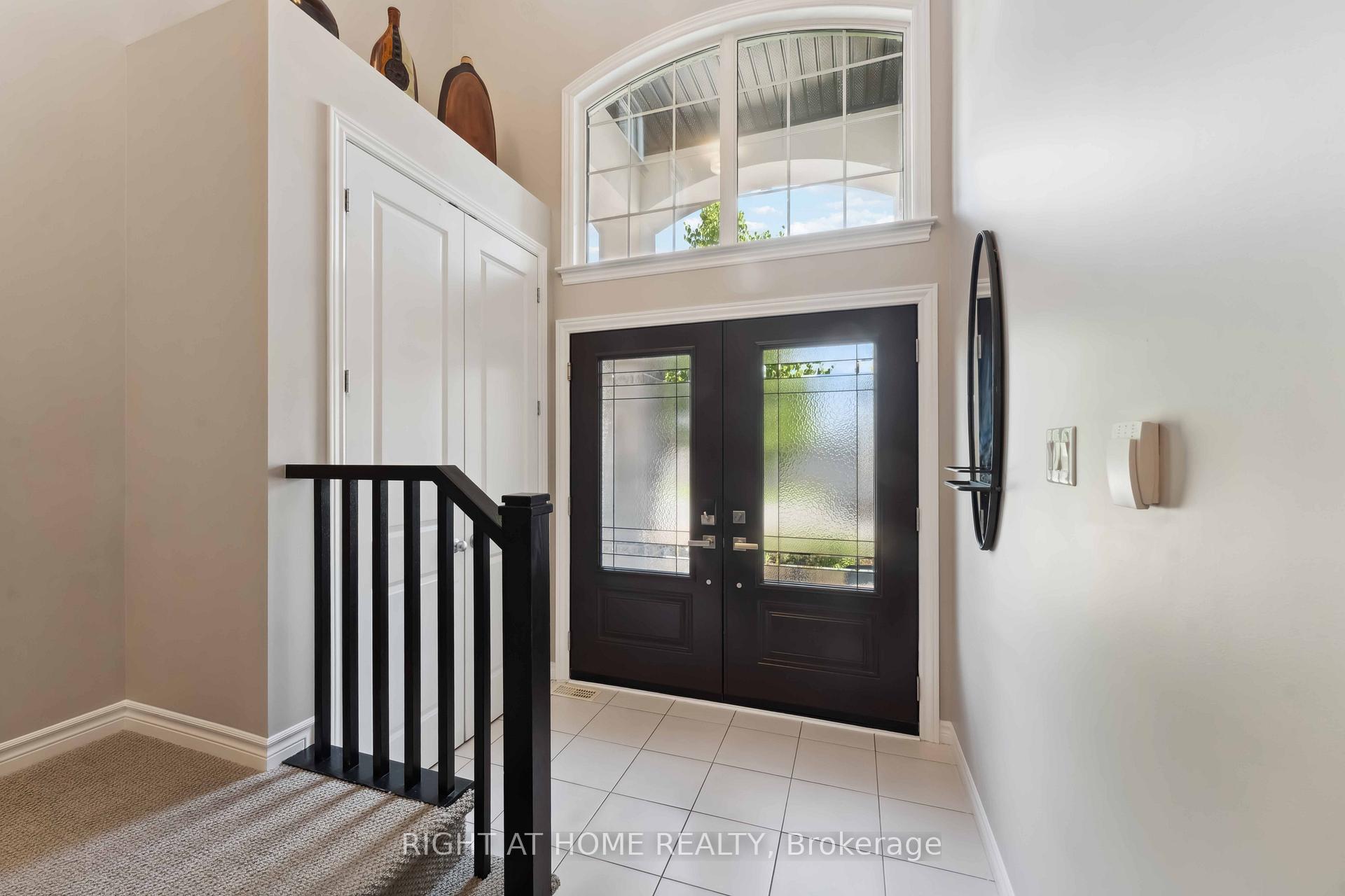 Photo 3 of 202 Balikun Heights, Ottawa, Kanata - Emerald Meadows/Trailwest — HOMEH