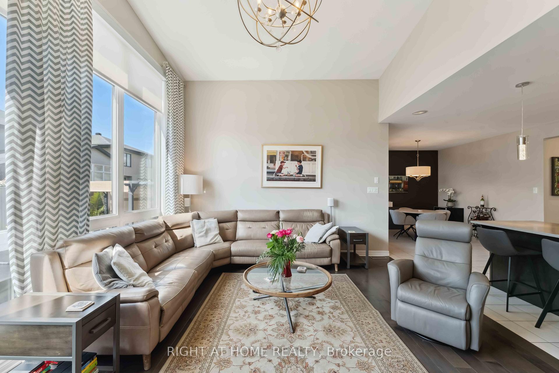 Photo 8 of 202 Balikun Heights, Ottawa, Kanata - Emerald Meadows/Trailwest — HOMEH