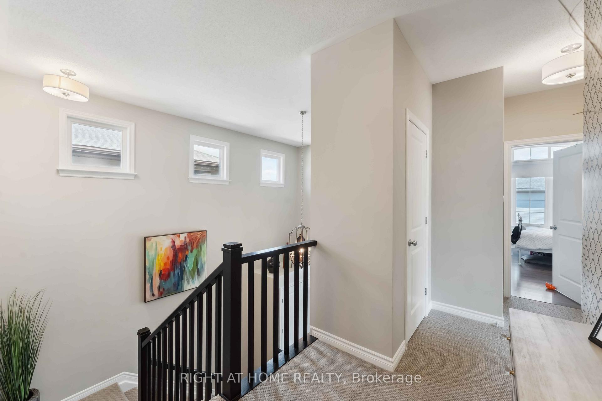 Photo 18 of 202 Balikun Heights, Ottawa, Kanata - Emerald Meadows/Trailwest — HOMEH