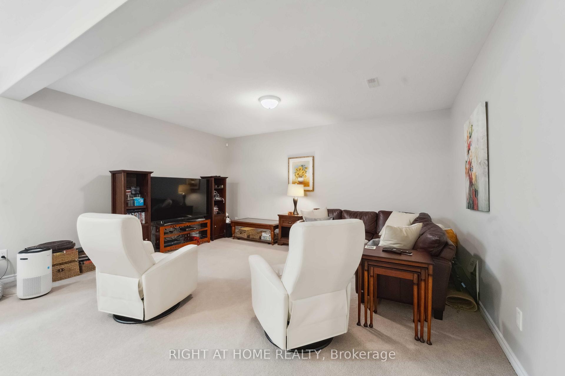 Photo 28 of 202 Balikun Heights, Ottawa, Kanata - Emerald Meadows/Trailwest — HOMEH