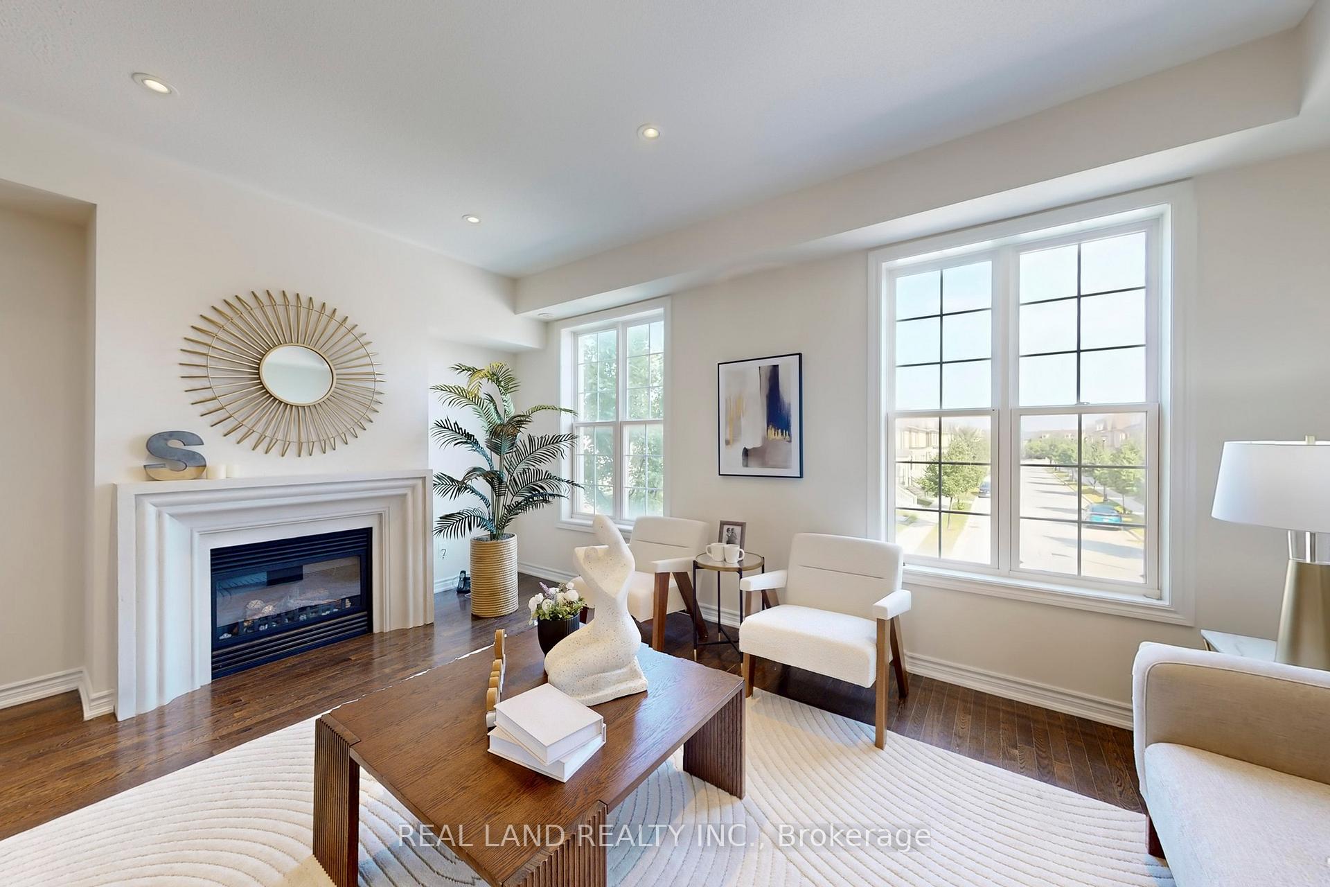 Photo 4 of 95 Anthony Roman Avenue, Markham, Cathedraltown — HOMEH