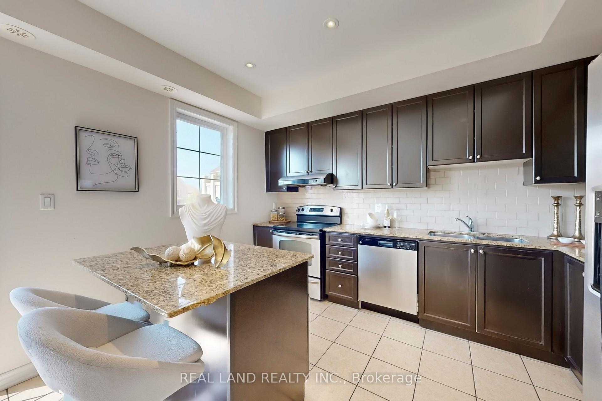 Photo 11 of 95 Anthony Roman Avenue, Markham, Cathedraltown — HOMEH
