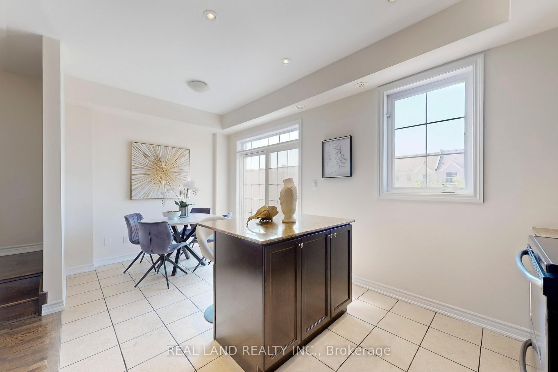 Photo 13 of 95 Anthony Roman Avenue, Markham, Cathedraltown — HOMEH