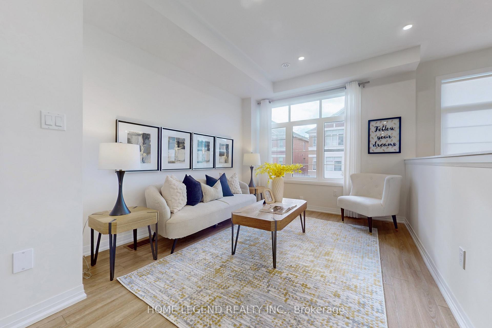 Photo 3 of 11 Sissons Way, Markham, Cedar Grove — HOMEH