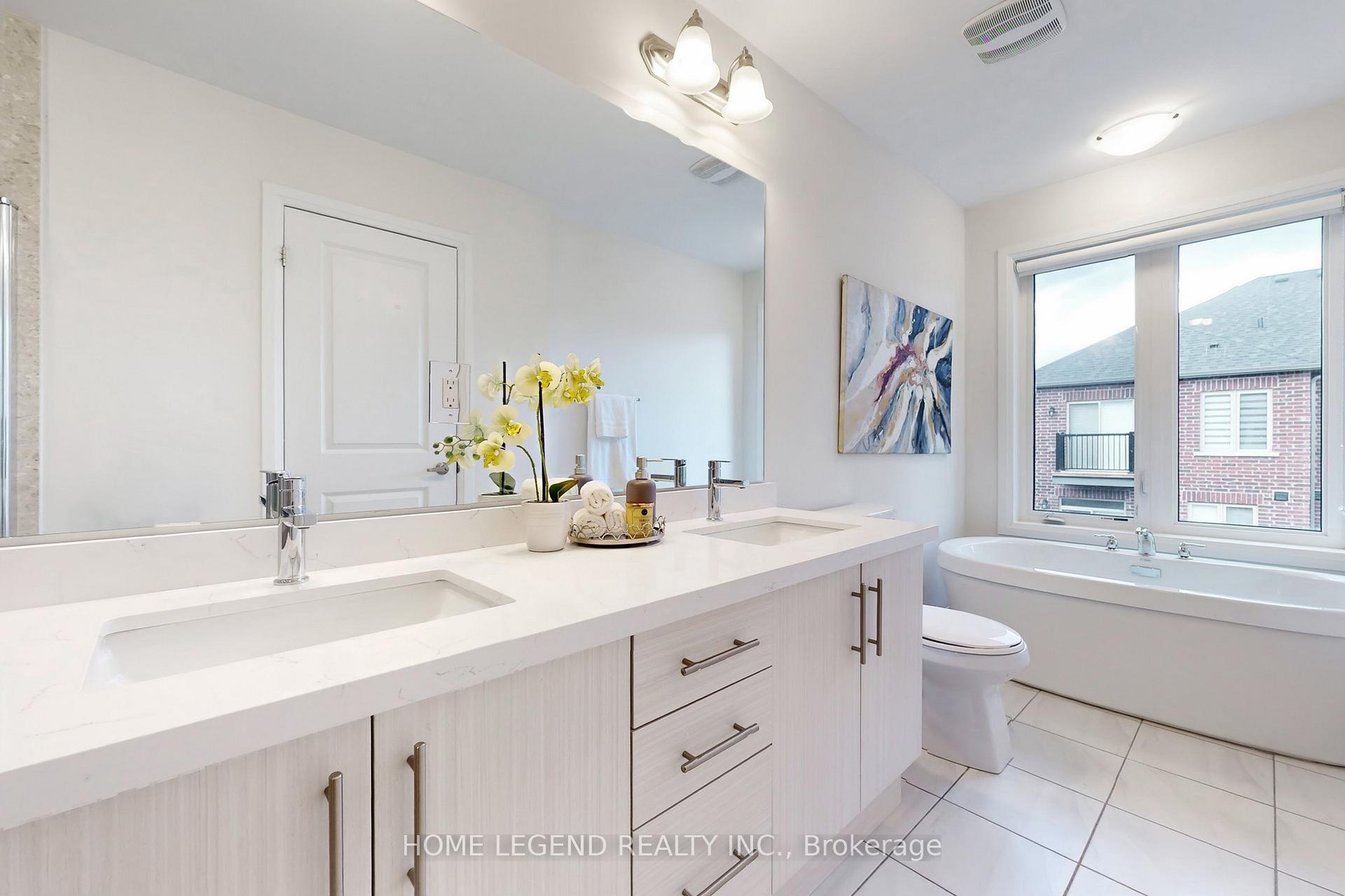 Photo 12 of 11 Sissons Way, Markham, Cedar Grove — HOMEH