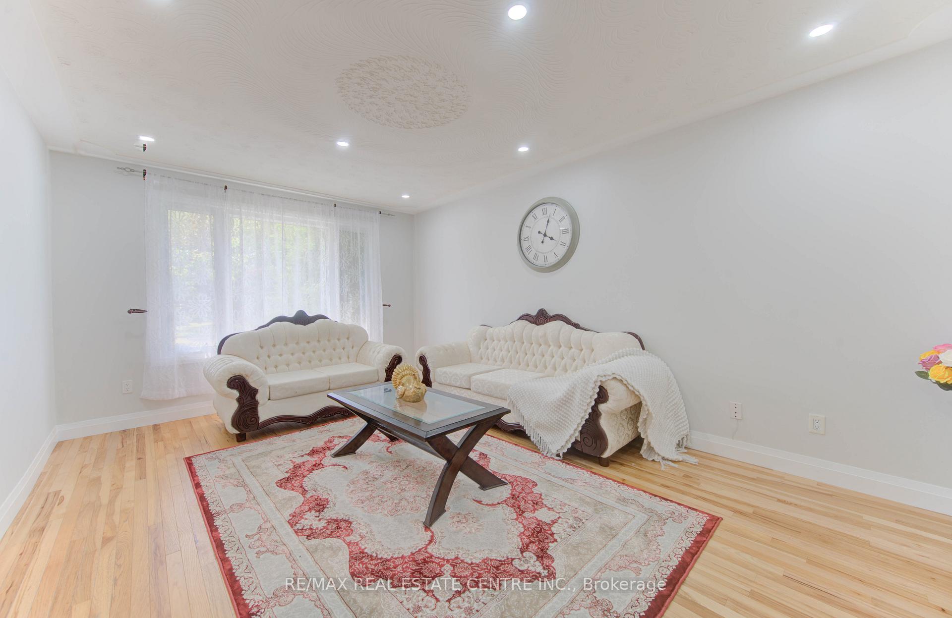 Photo 9 of 148 Driftwood Drive, Kitchener — HOMEH