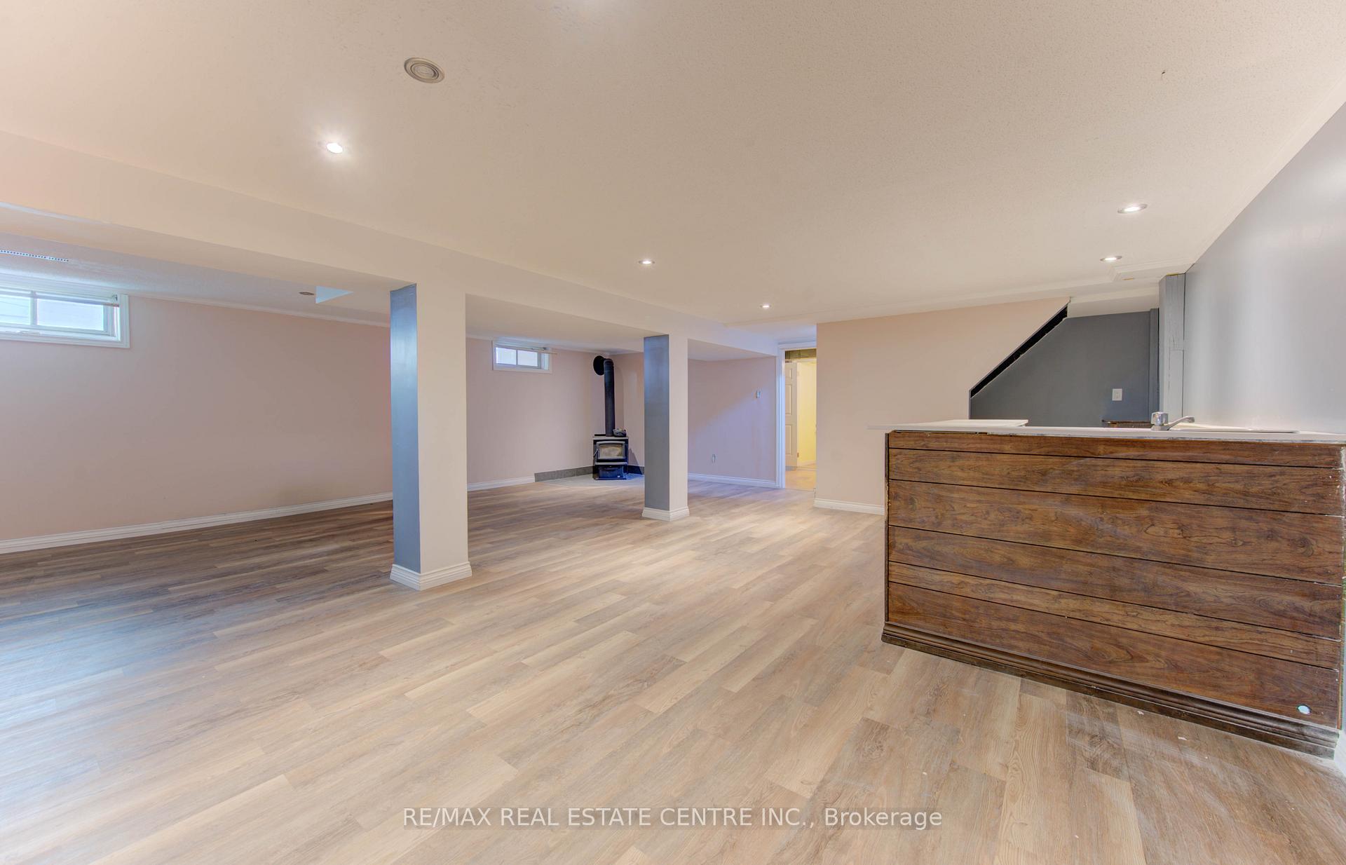 Photo 28 of 148 Driftwood Drive, Kitchener — HOMEH