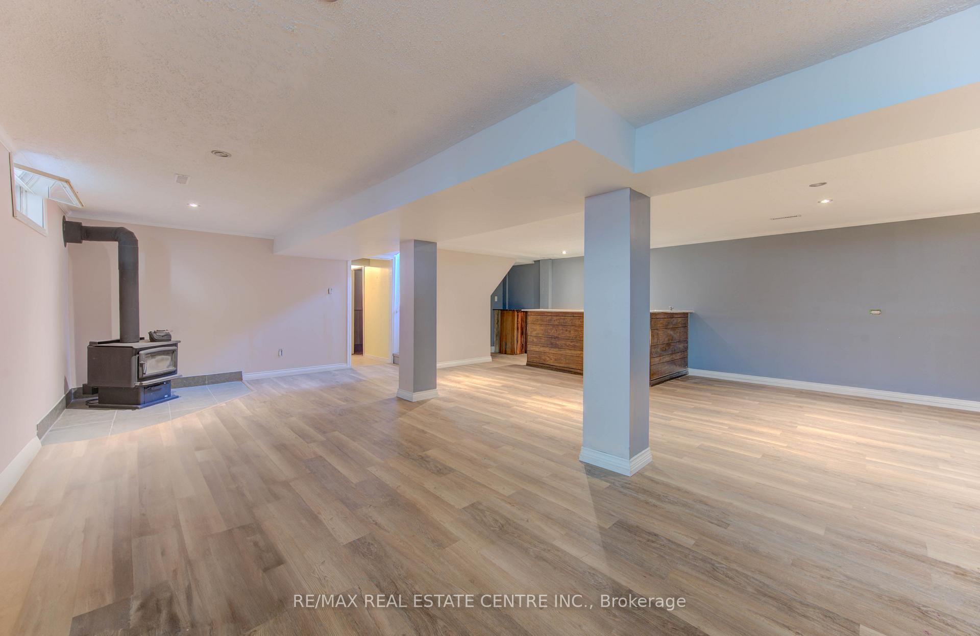 Photo 29 of 148 Driftwood Drive, Kitchener — HOMEH
